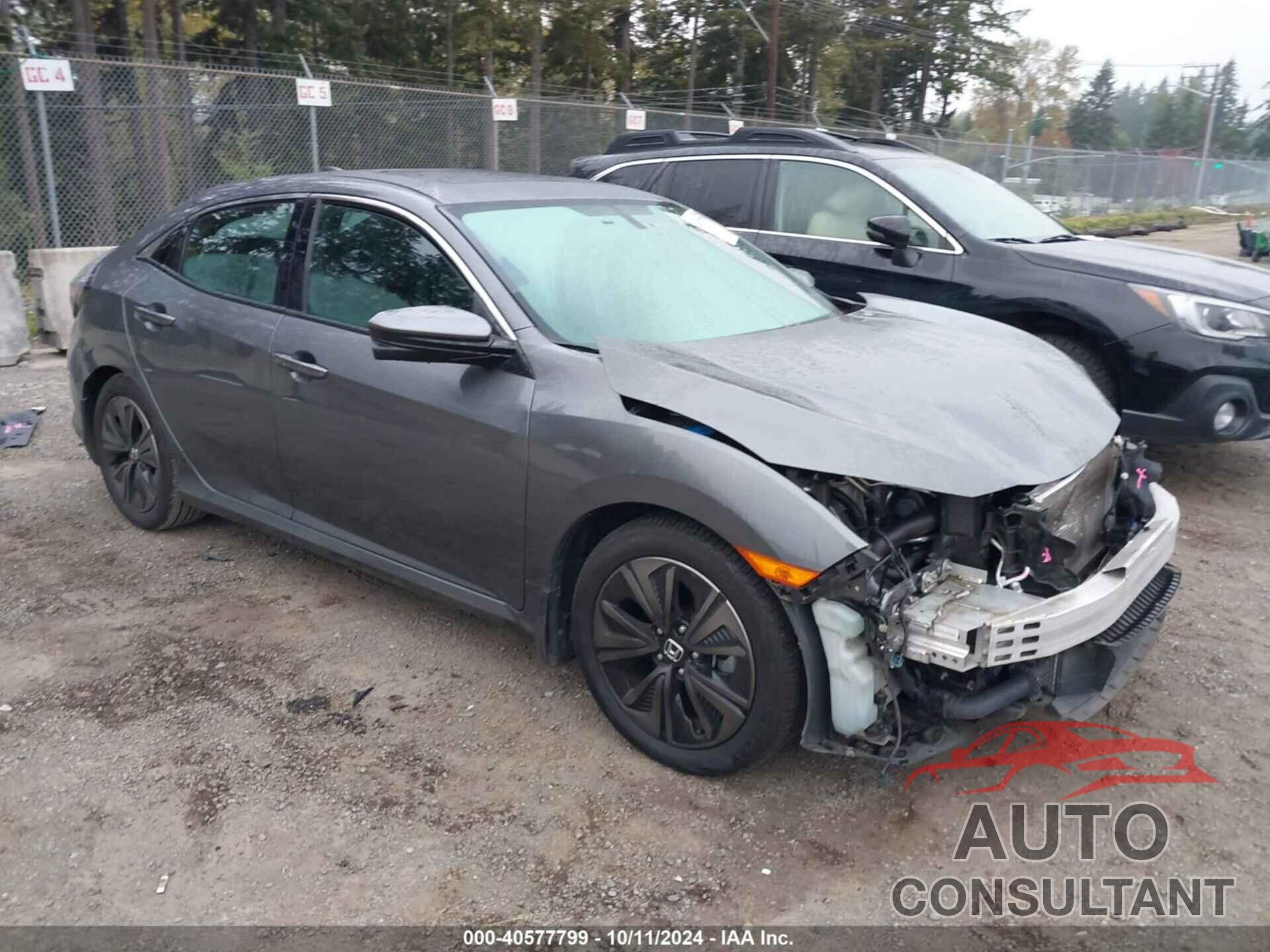 HONDA CIVIC 2018 - SHHFK7H71JU405039