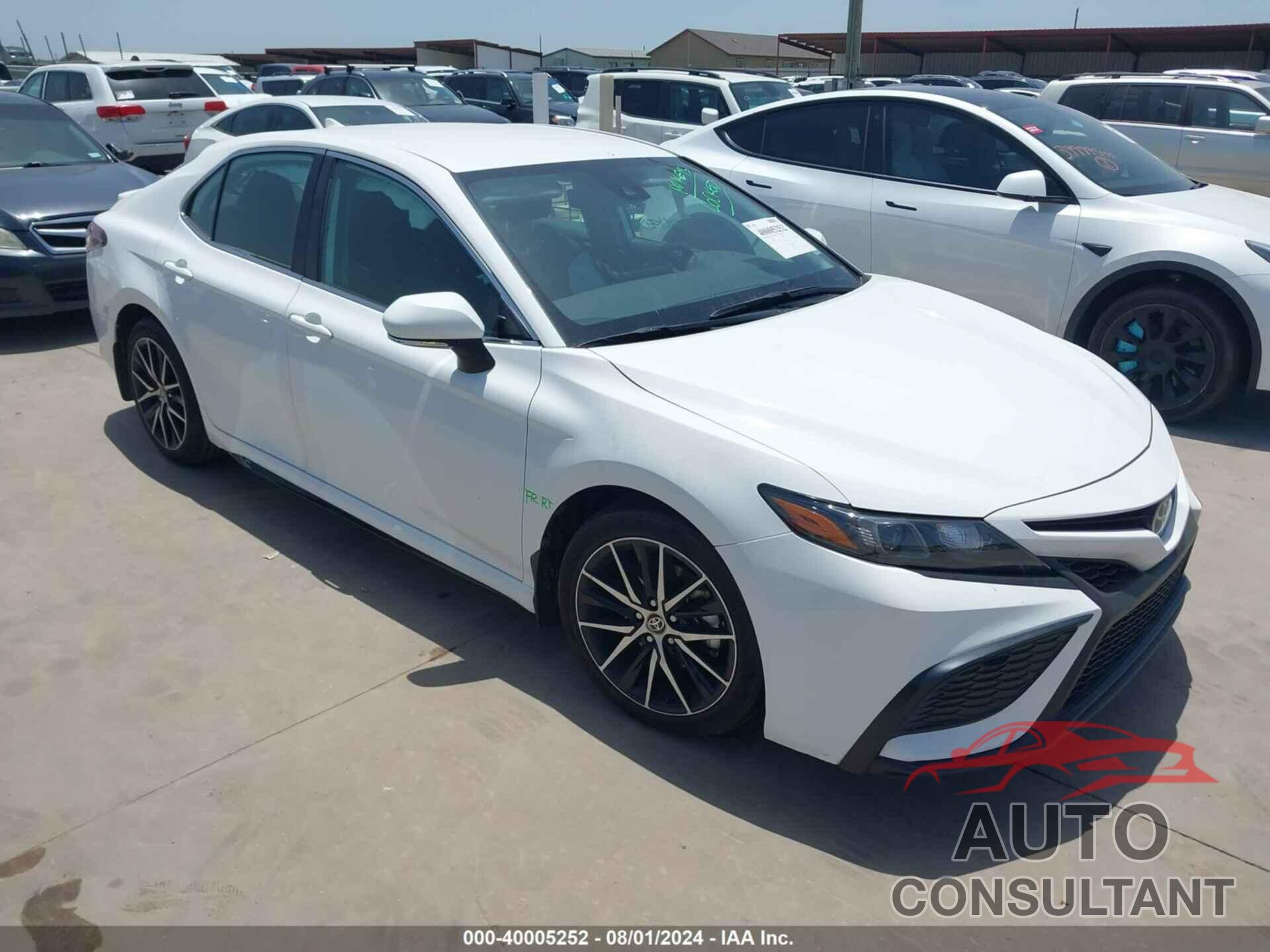 TOYOTA CAMRY 2023 - 4T1G11AK2PU118745