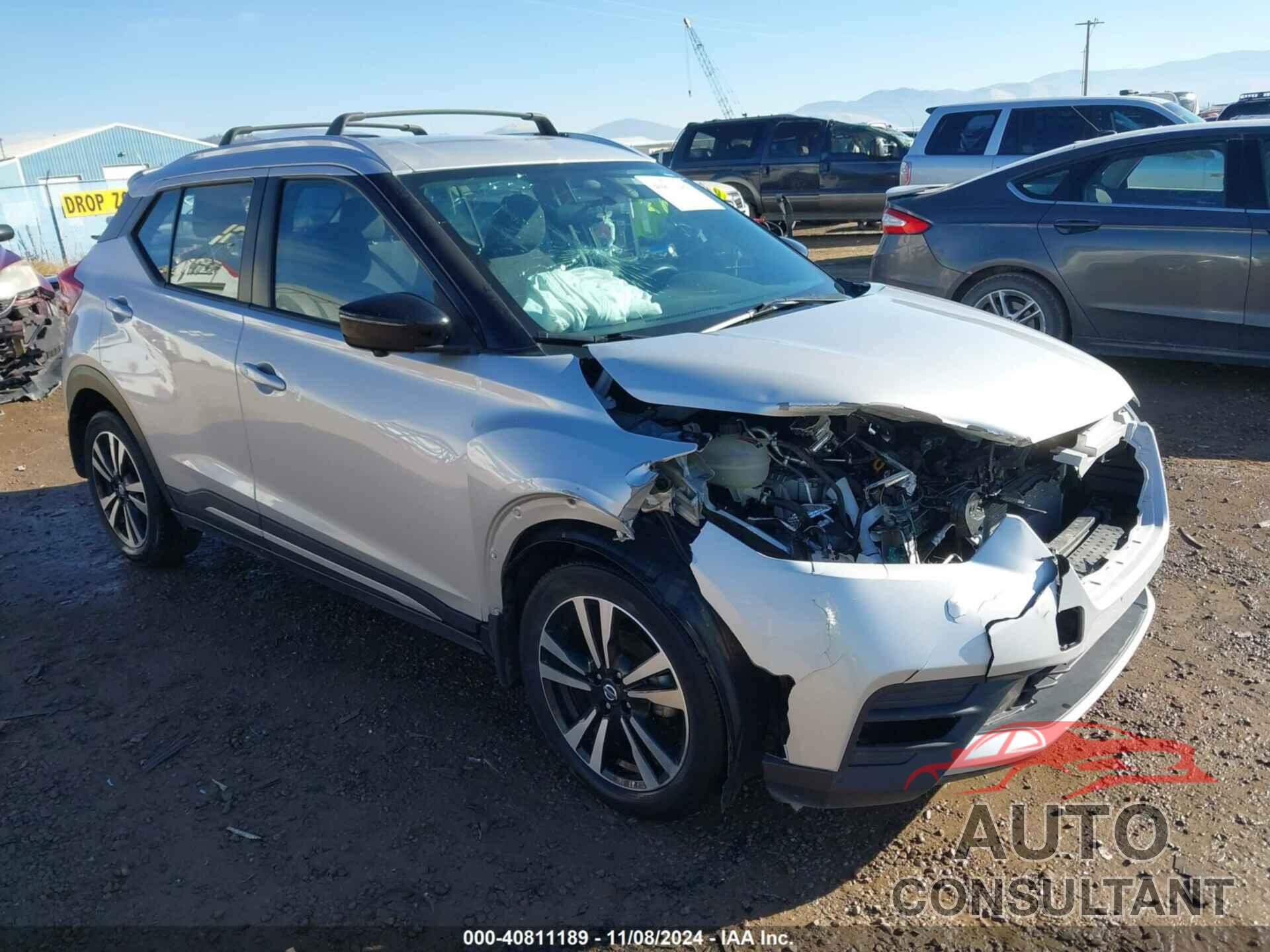 NISSAN KICKS 2018 - 3N1CP5CU4JL529270