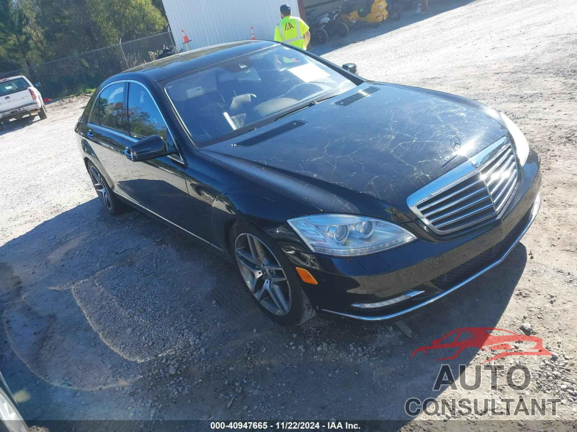 MERCEDES-BENZ S 550 2013 - WDDNG7DB4DA537417