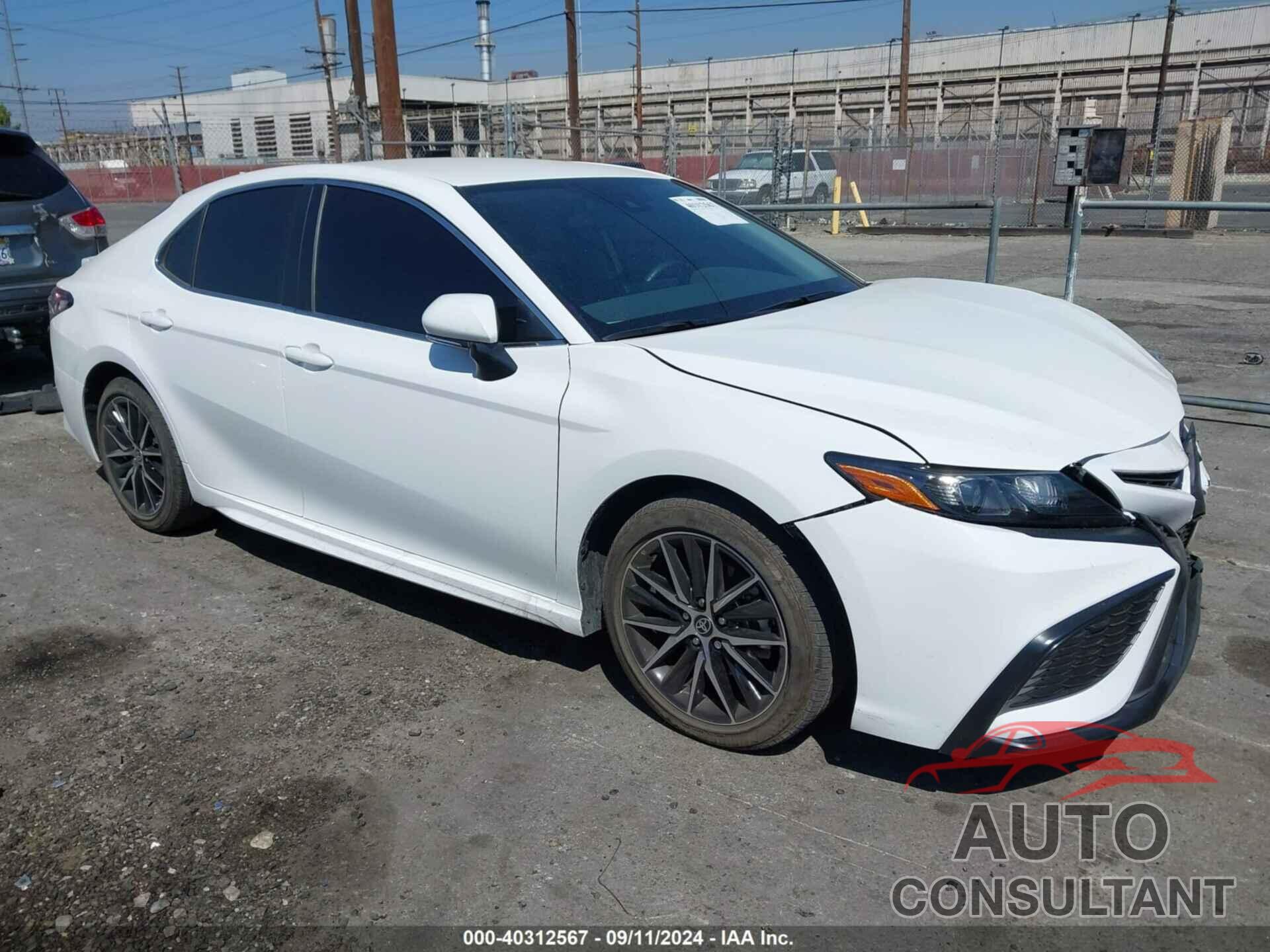 TOYOTA CAMRY 2024 - 4T1G11AK7RU921229
