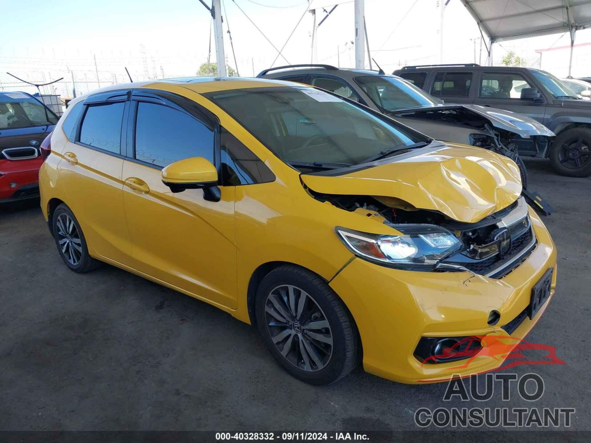 HONDA FIT 2018 - 3HGGK5H8XJM720325