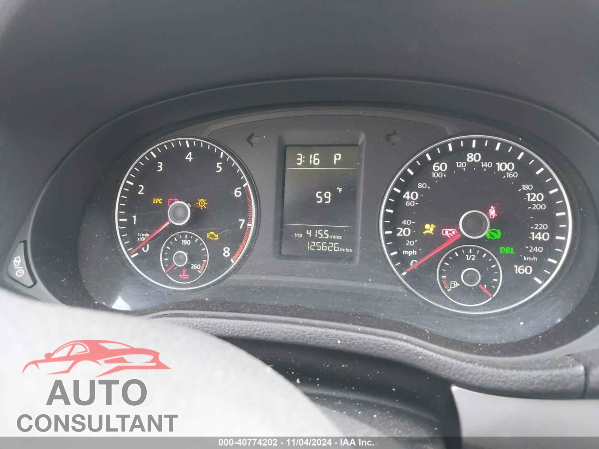 VOLKSWAGEN PASSAT 2015 - 1VWAT7A32FC044227