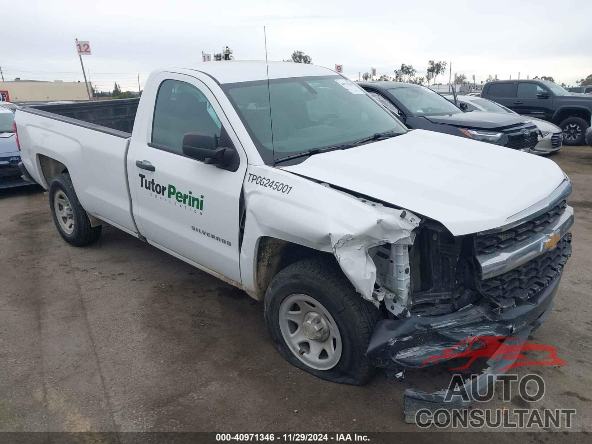 CHEVROLET SILVERADO 1500 2018 - 1GCNCNEC3JZ104346