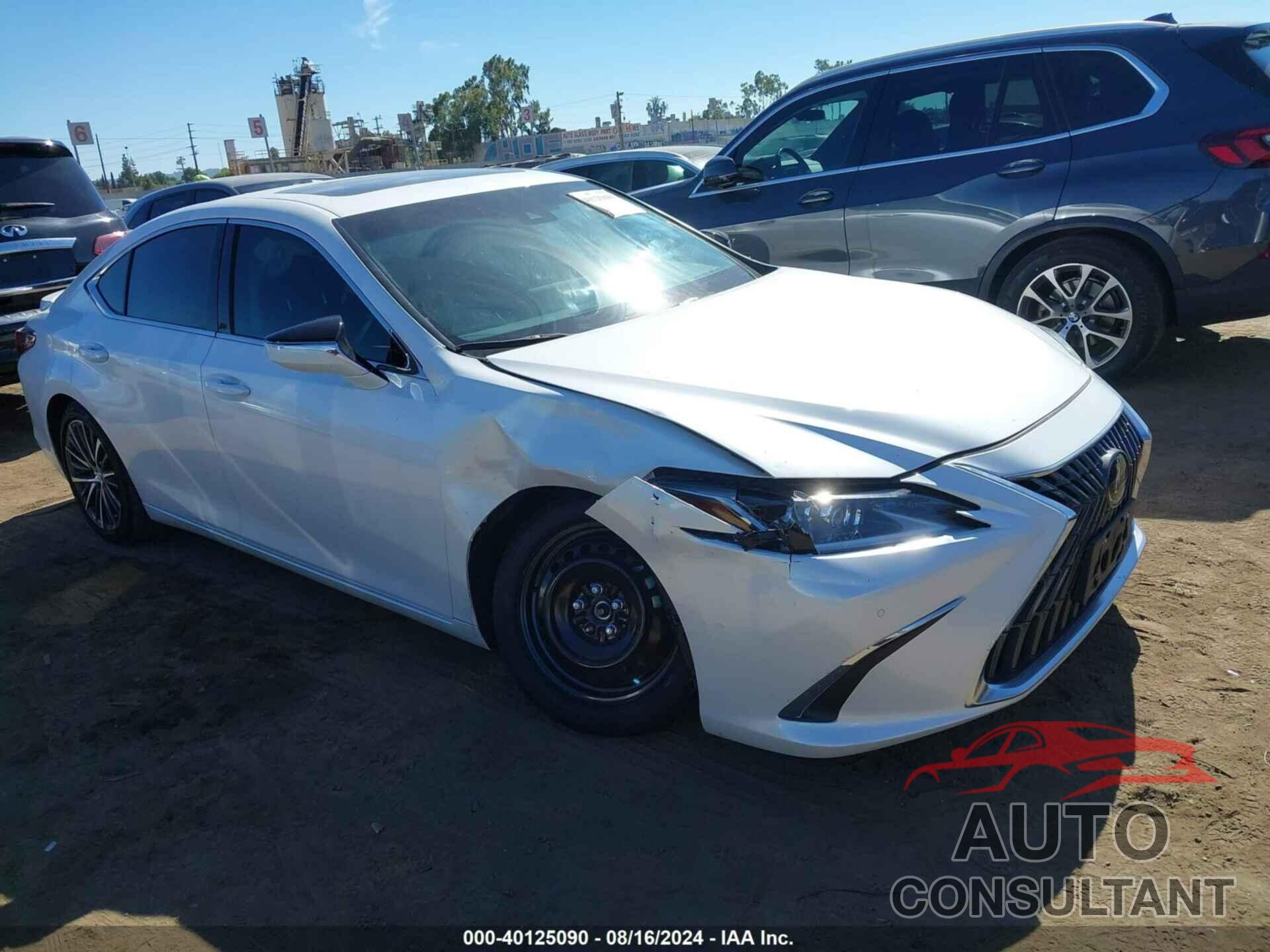 LEXUS ES 300H 2024 - 58ADA1C15RU049052