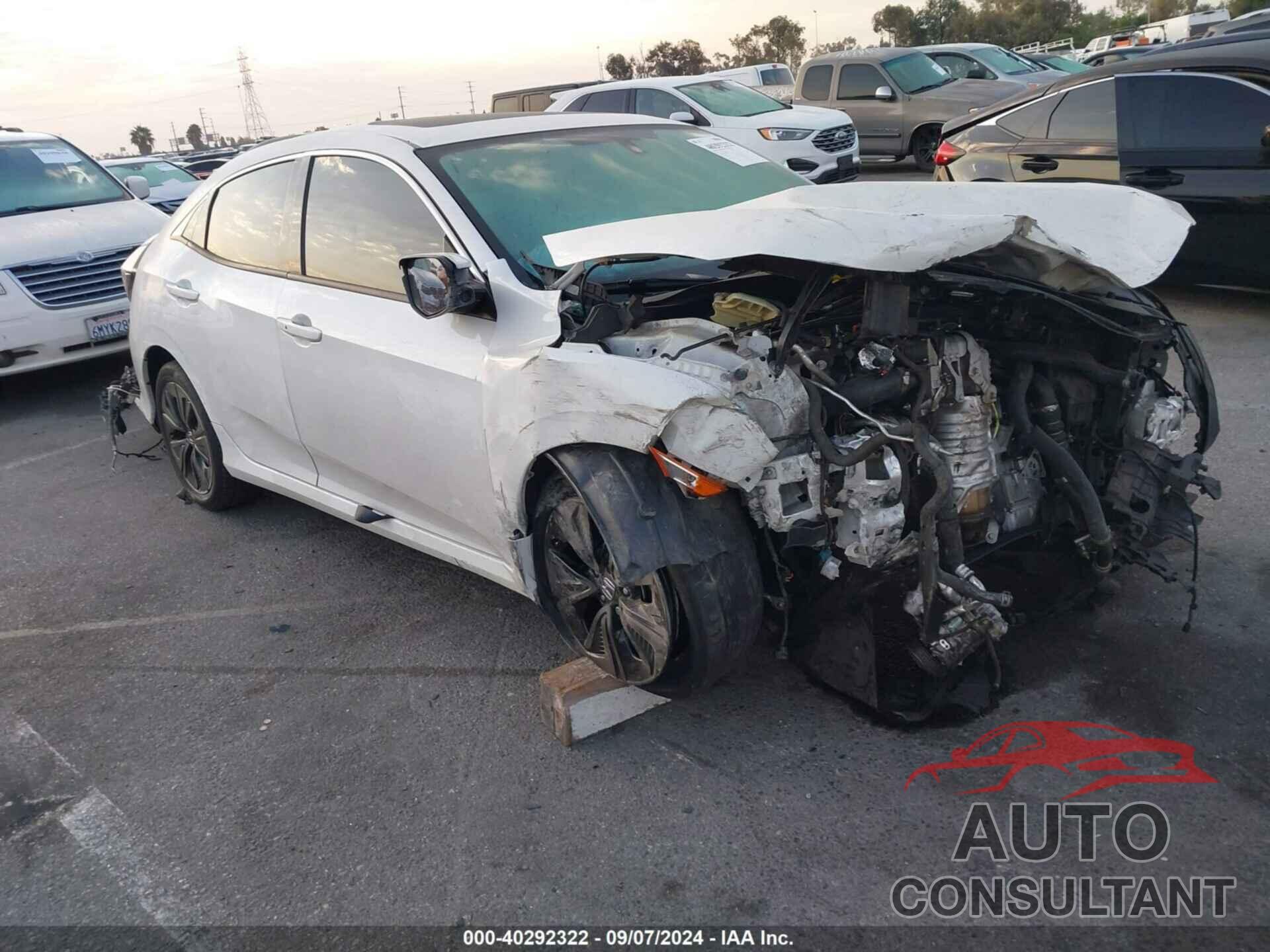 HONDA CIVIC 2018 - SHHFK7H56JU413801