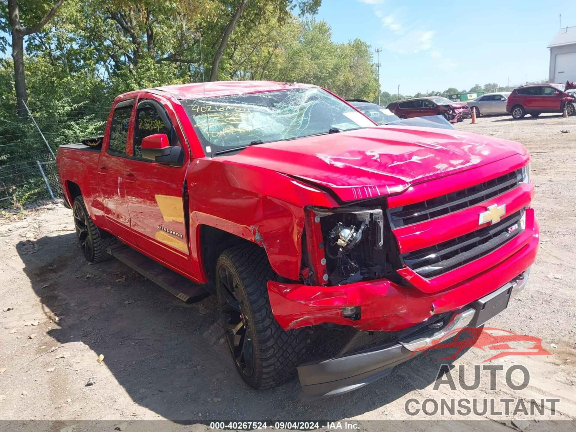 CHEVROLET SILVERADO 1500 2018 - 2GCVKREC3J1104947