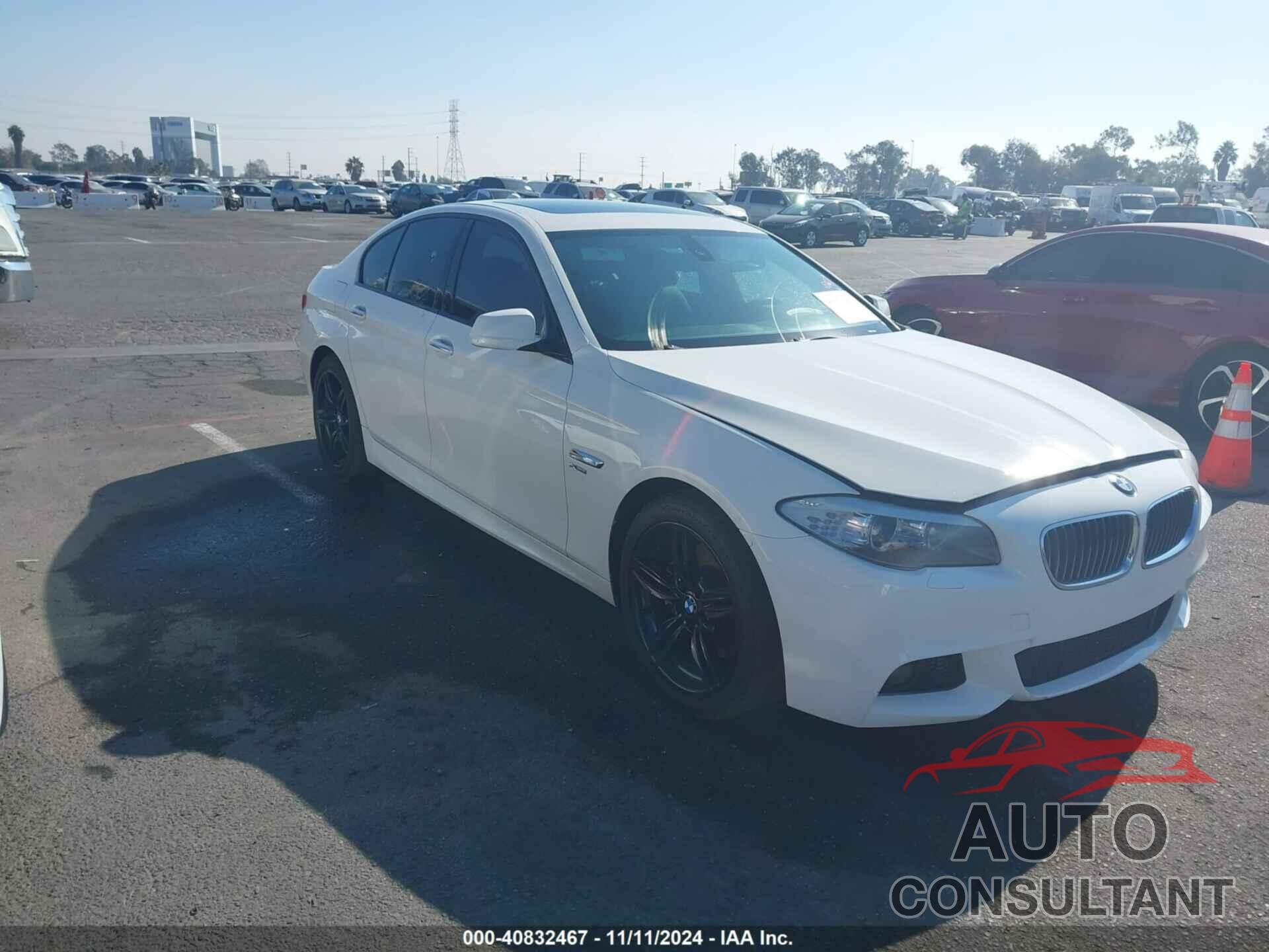 BMW 535I 2011 - WBAFU7C52BC875402