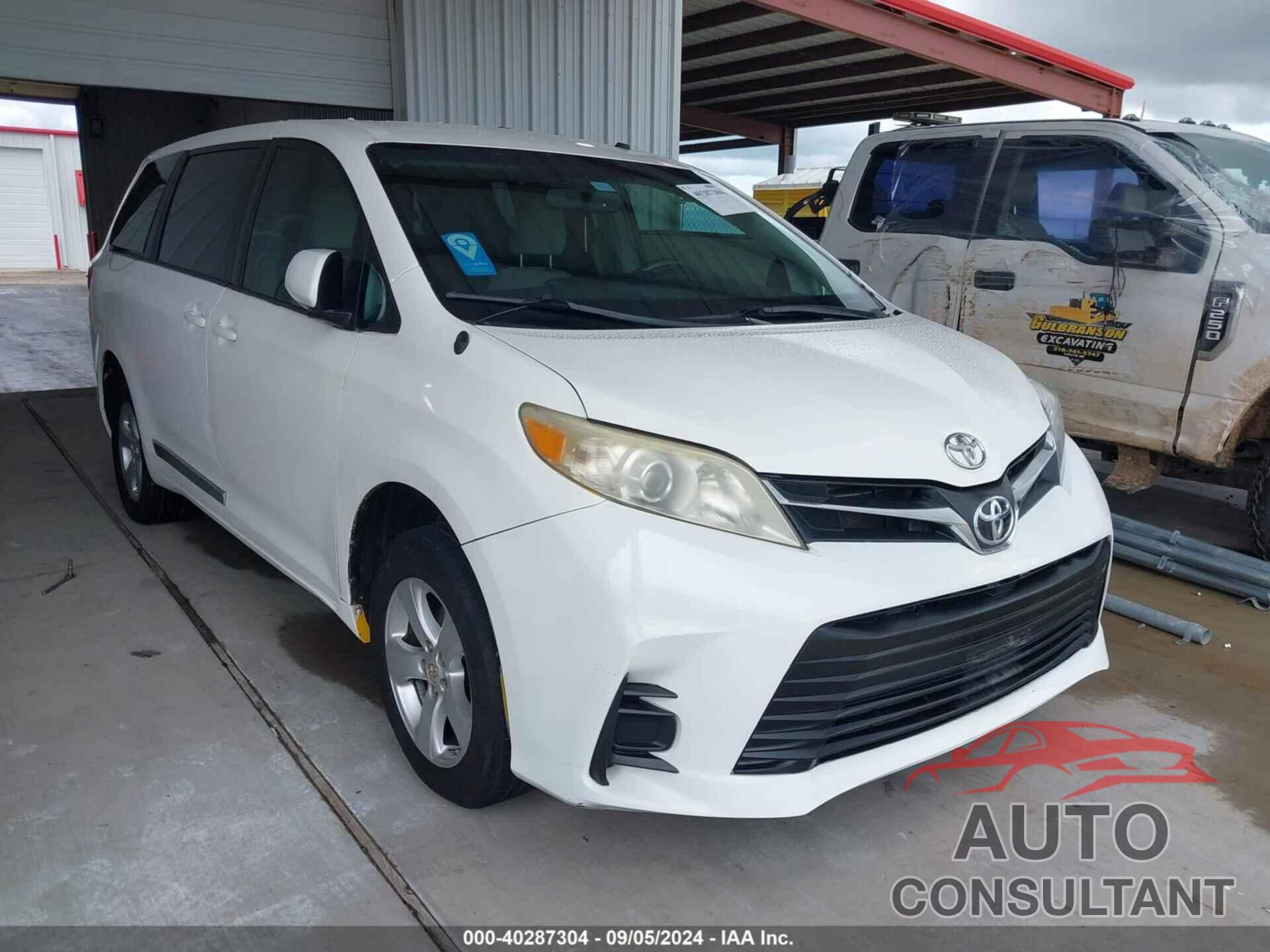 TOYOTA SIENNA 2016 - 5TDKK3DC9GS710790