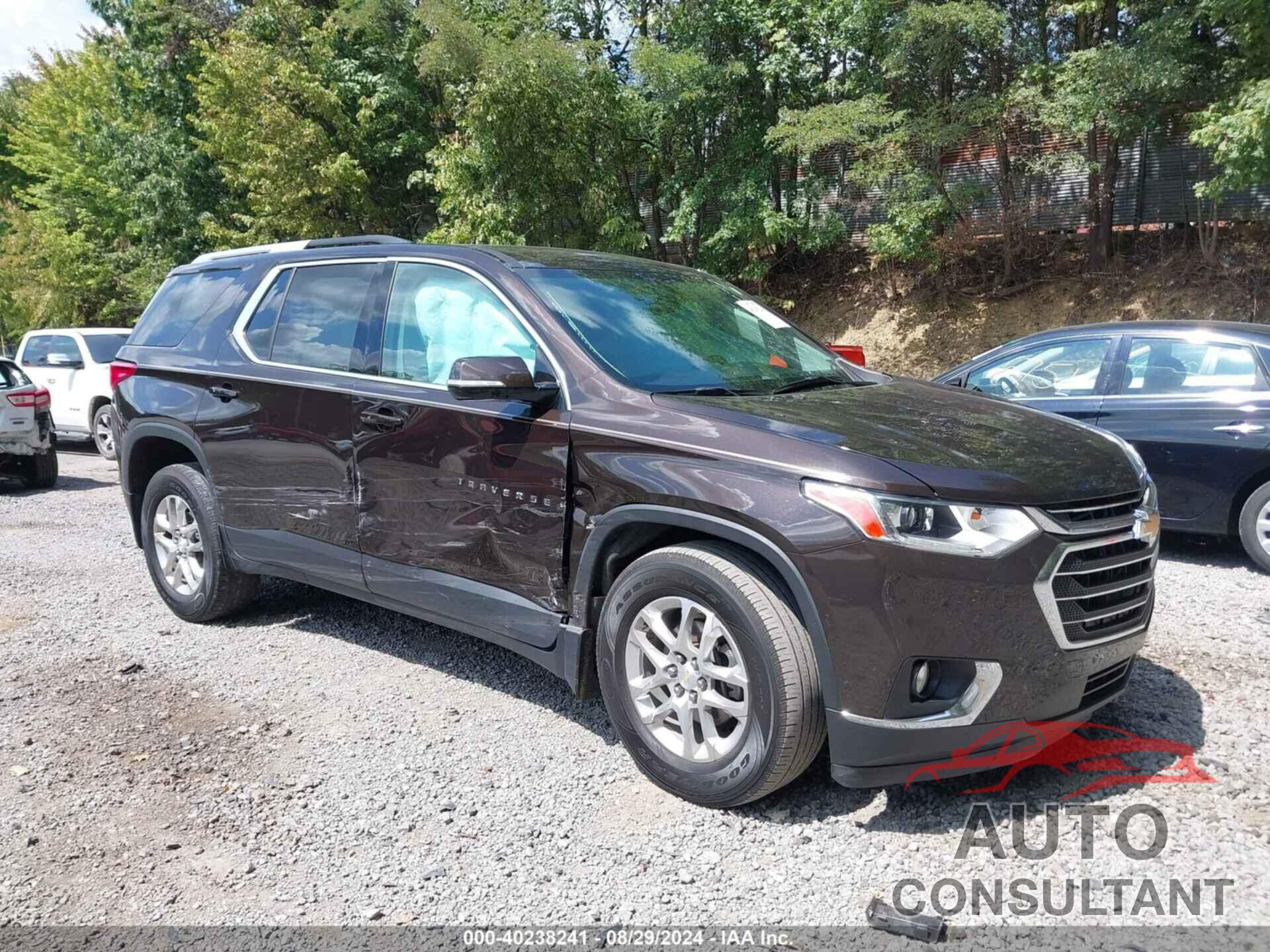 CHEVROLET TRAVERSE 2018 - 1GNEVGKW3JJ178702