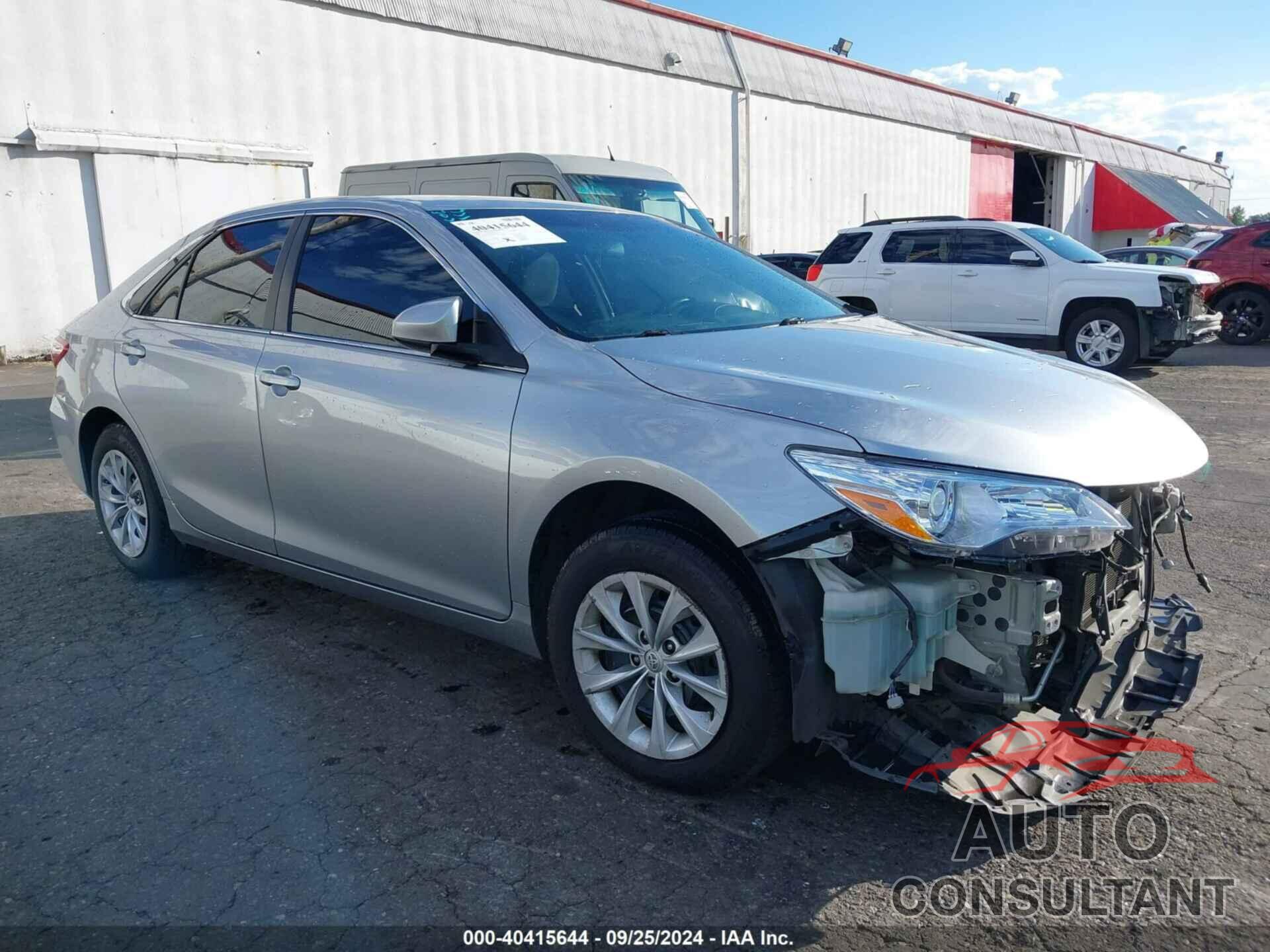 TOYOTA CAMRY 2016 - 4T4BF1FK1GR569143