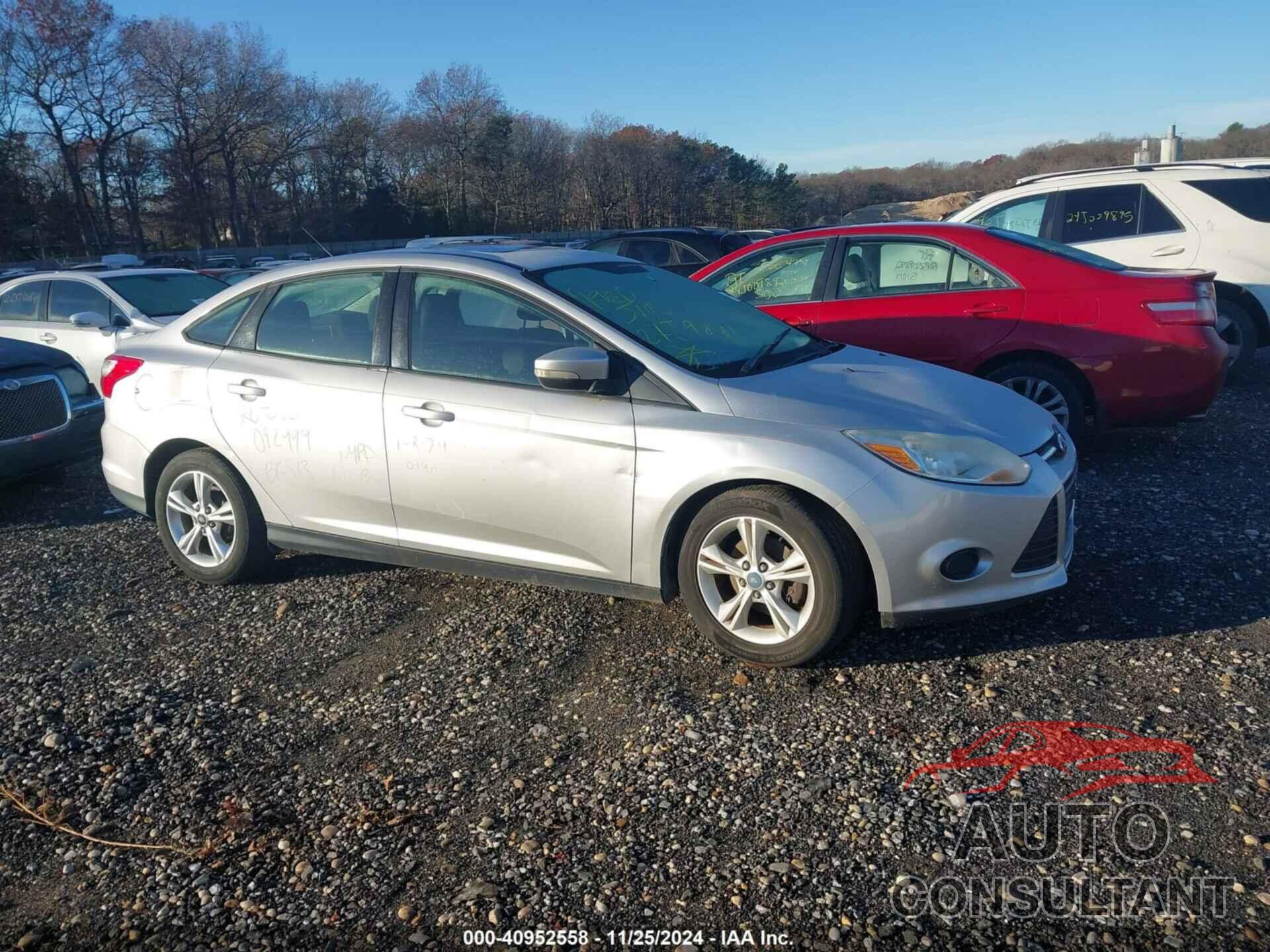 FORD FOCUS 2013 - 1FADP3F22DL271871