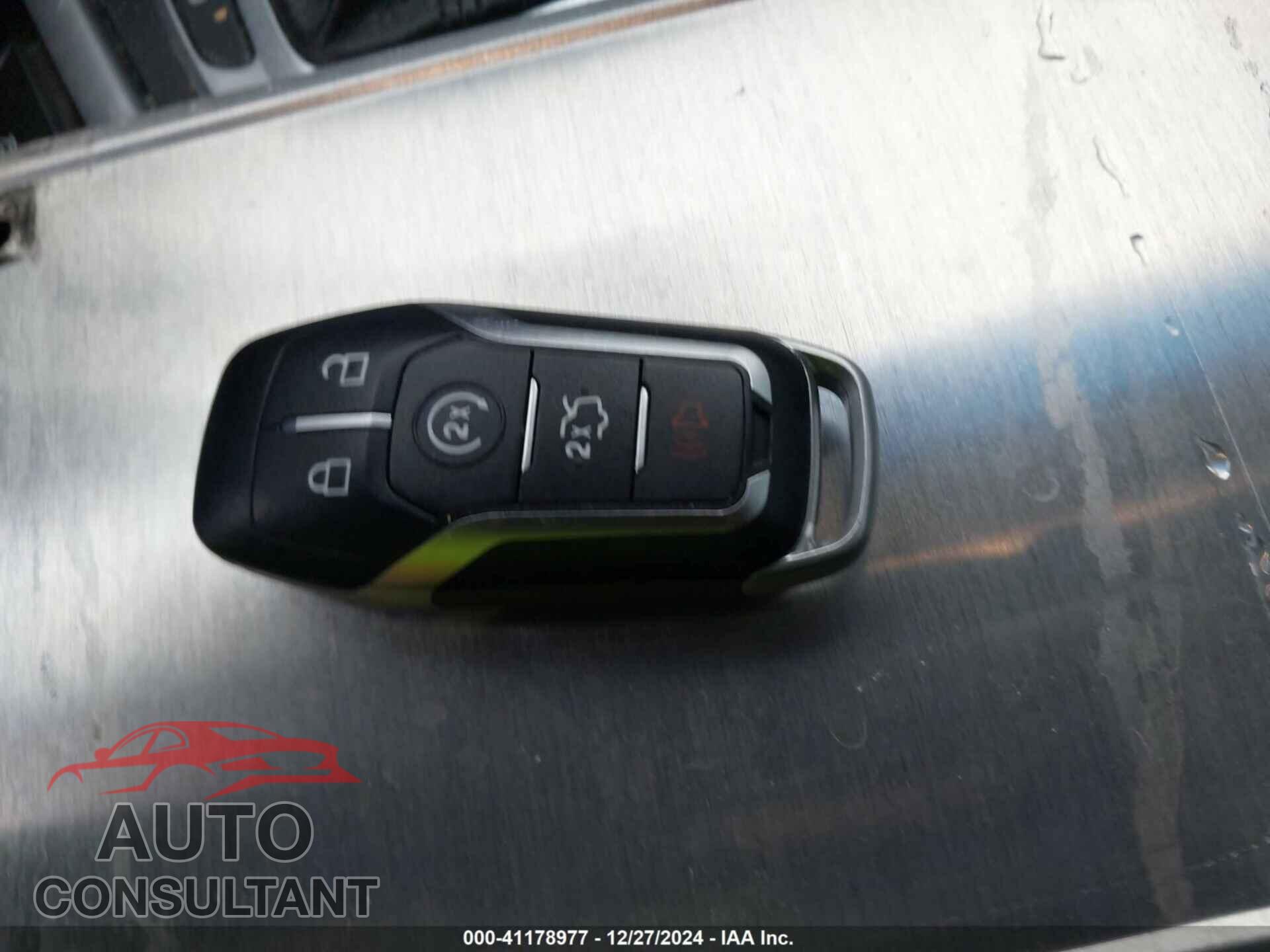 FORD EDGE 2017 - 2FMPK4AP1HBB04417
