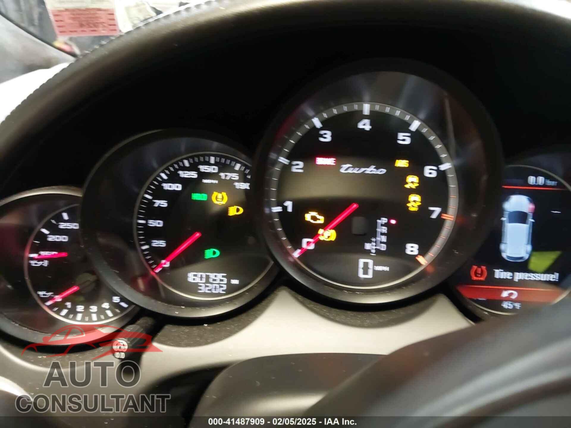PORSCHE CAYENNE 2011 - WP1AC2A27BLA85233