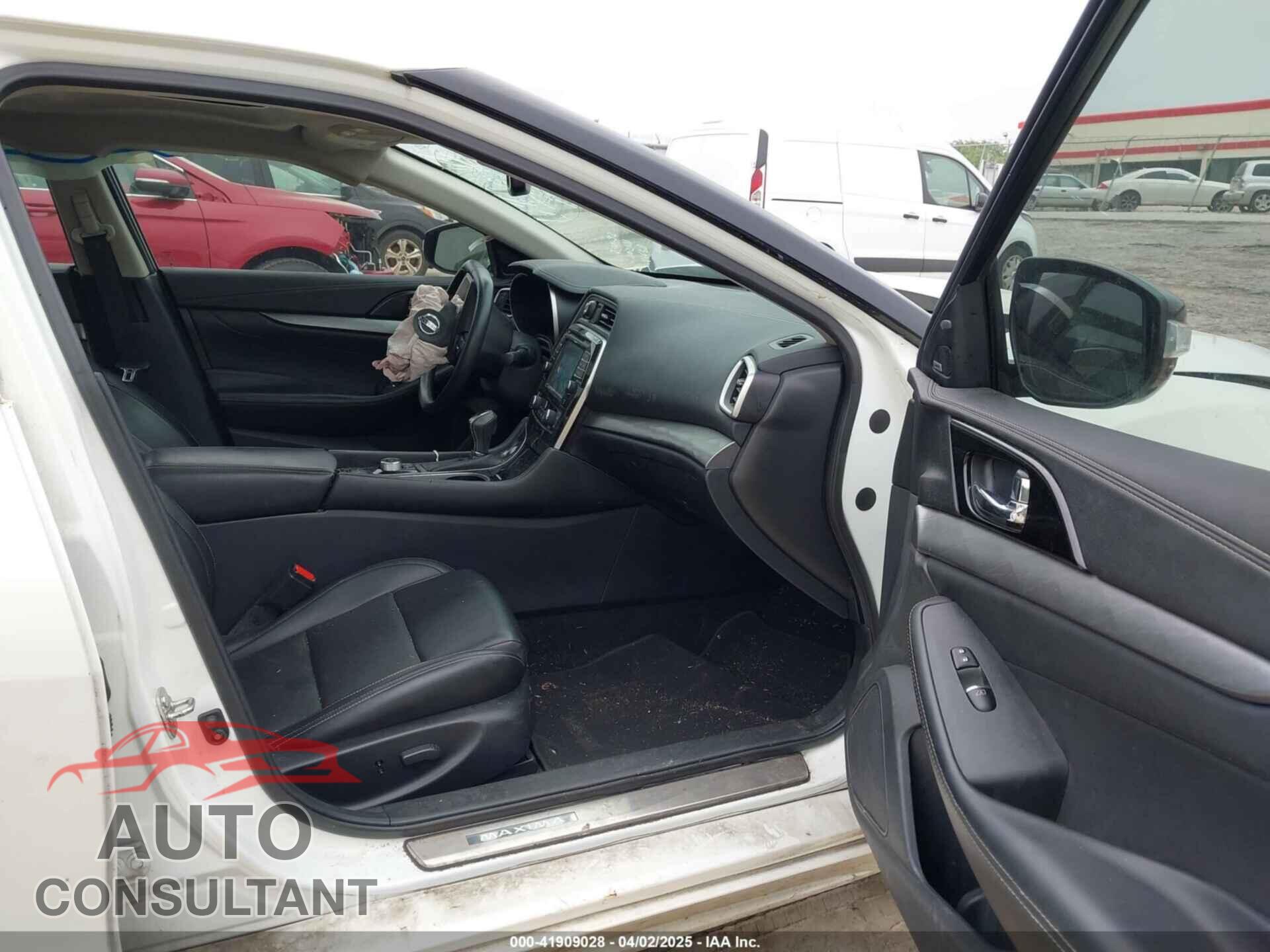 NISSAN MAXIMA 2017 - 1N4AA6AP7HC425022