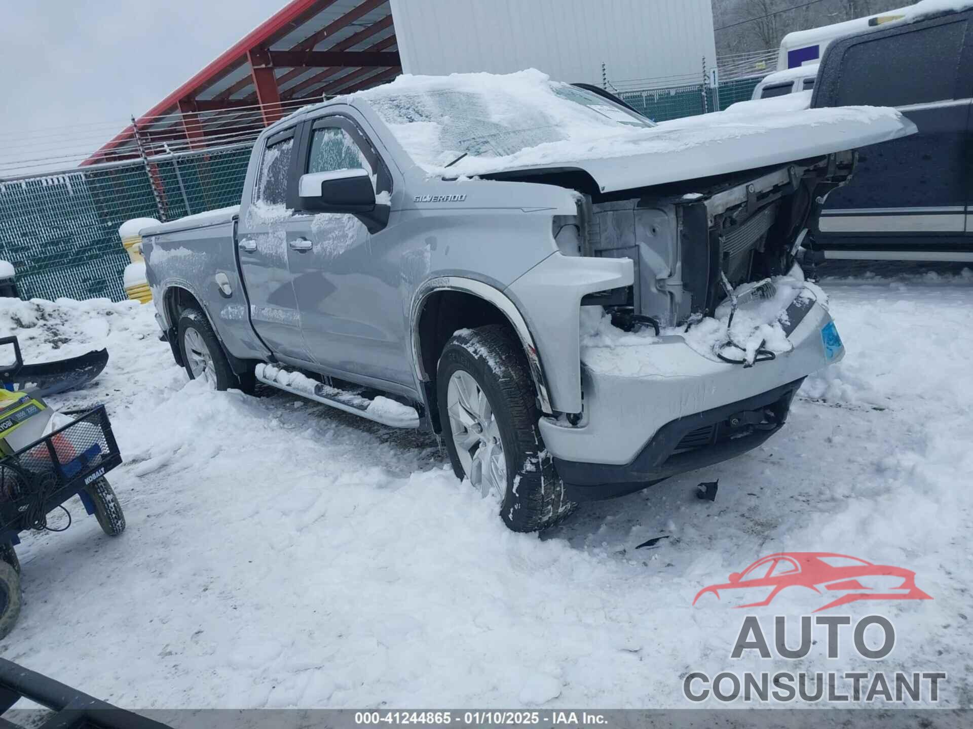 CHEVROLET SILVERADO 1500 2020 - 1GCRYBEF6LZ368465