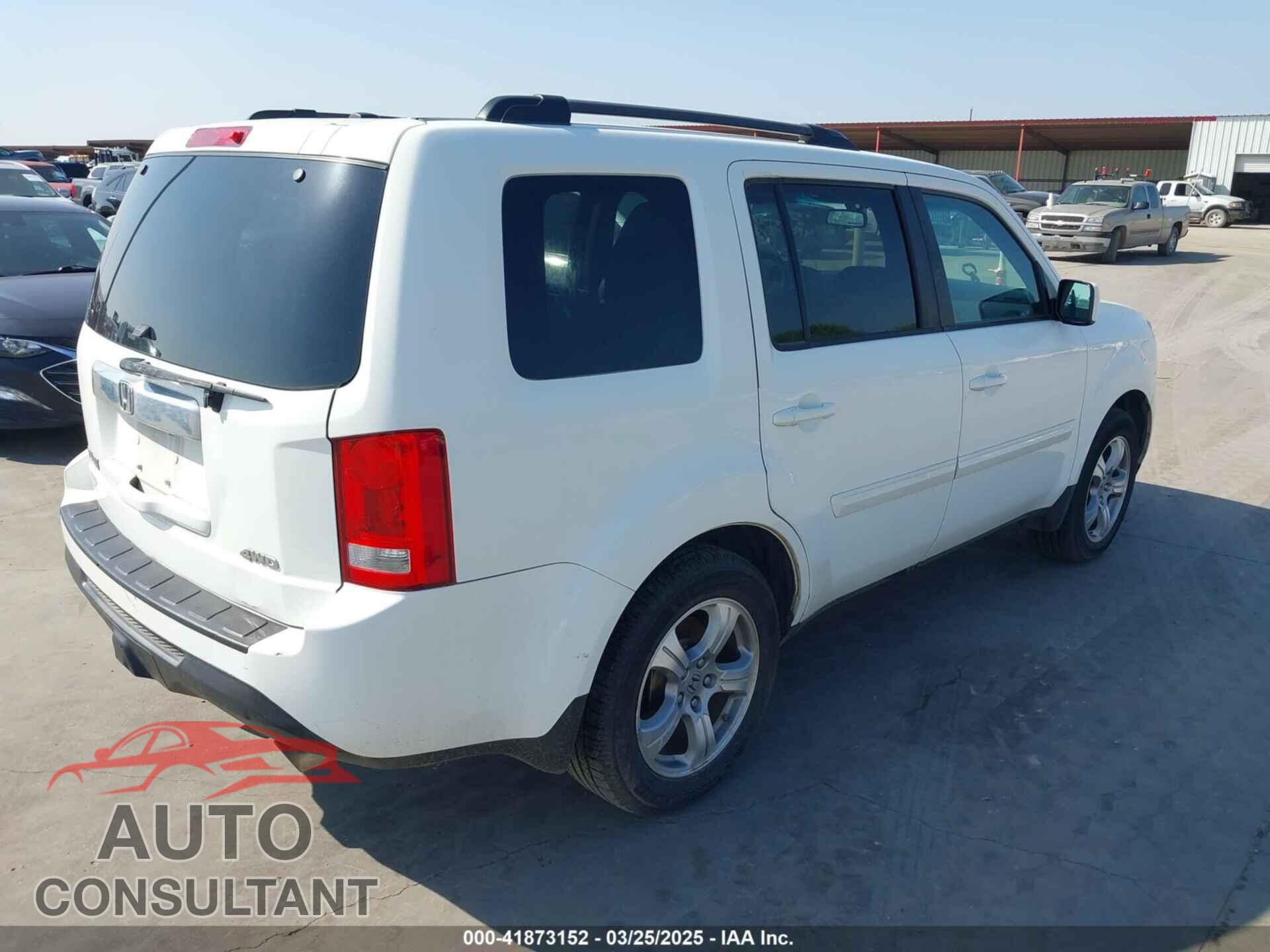 HONDA PILOT 2015 - 5FNYF4H56FB061663
