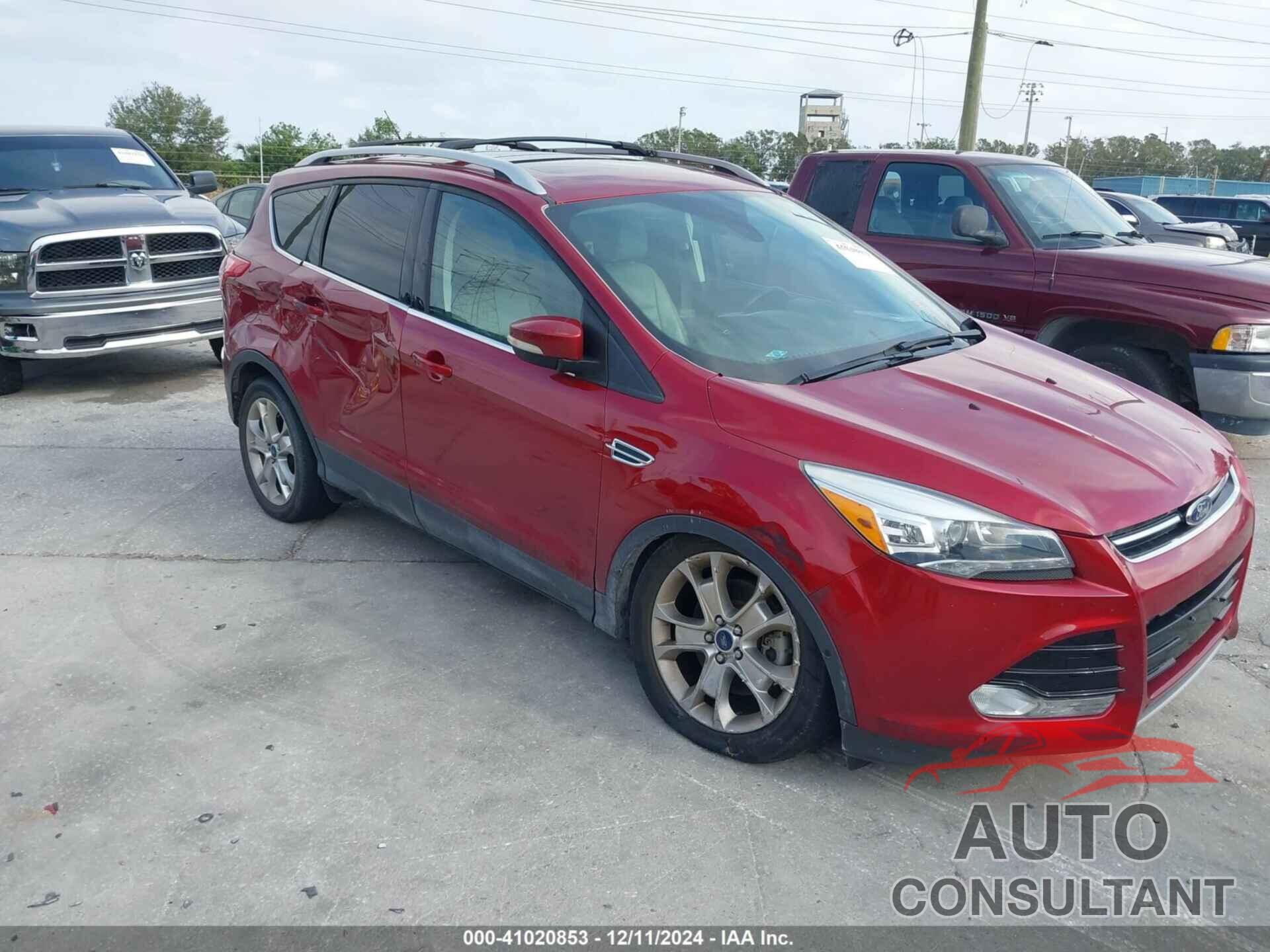 FORD ESCAPE 2016 - 1FMCU9J92GUC17647