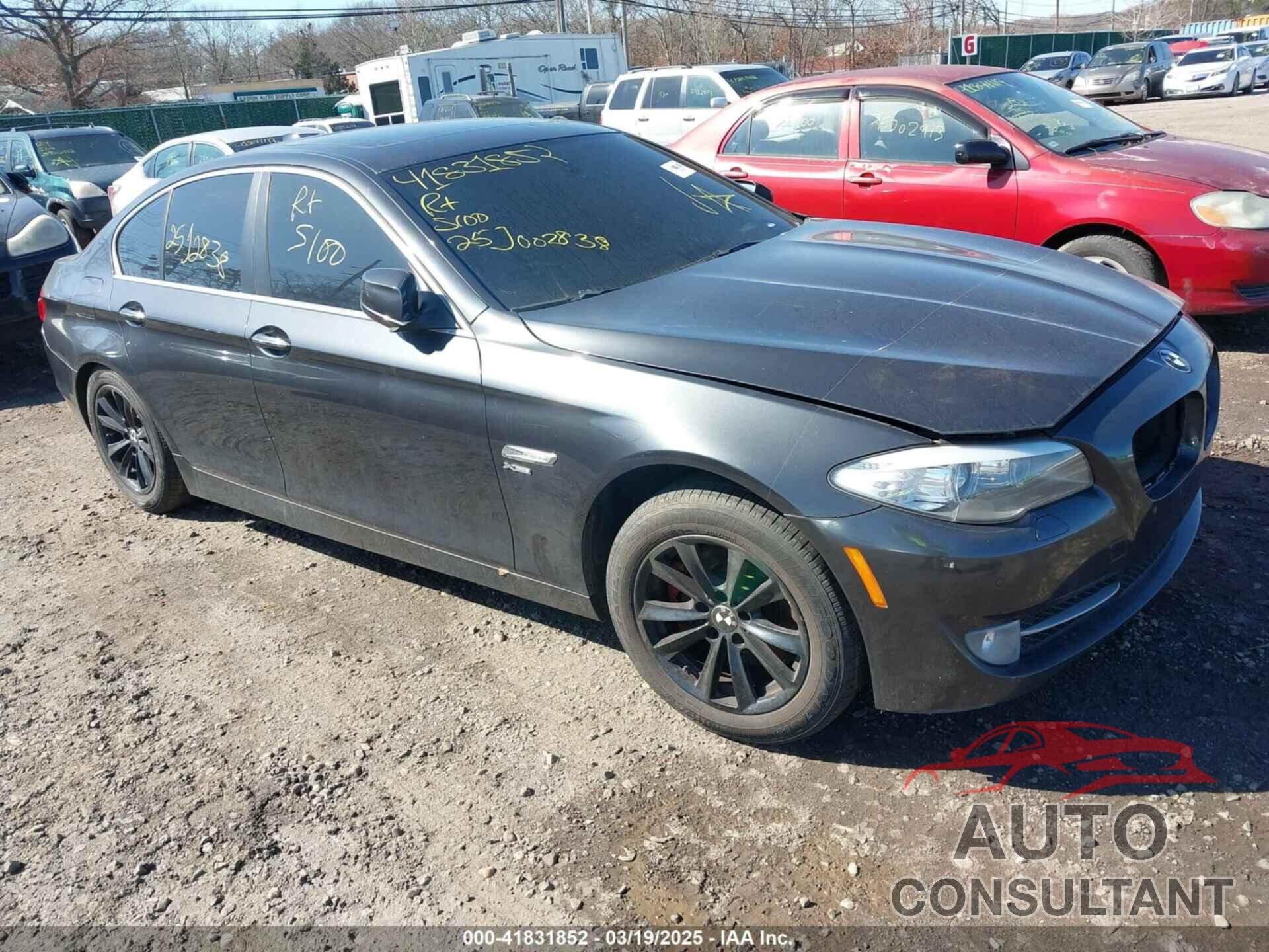 BMW 528I 2012 - WBAXH5C5XCDW02071