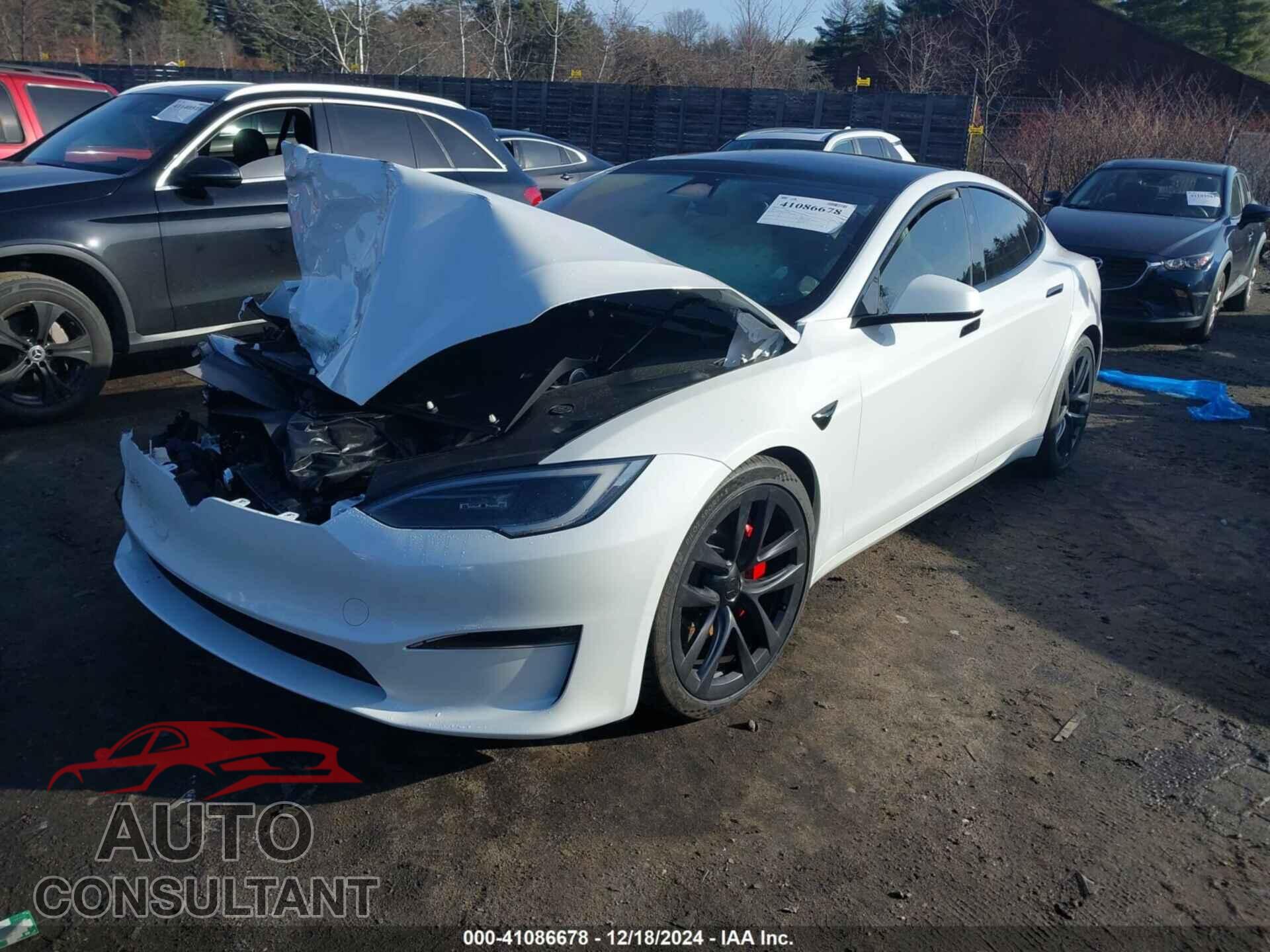 TESLA MODEL S 2023 - 5YJSA1E64PF512509
