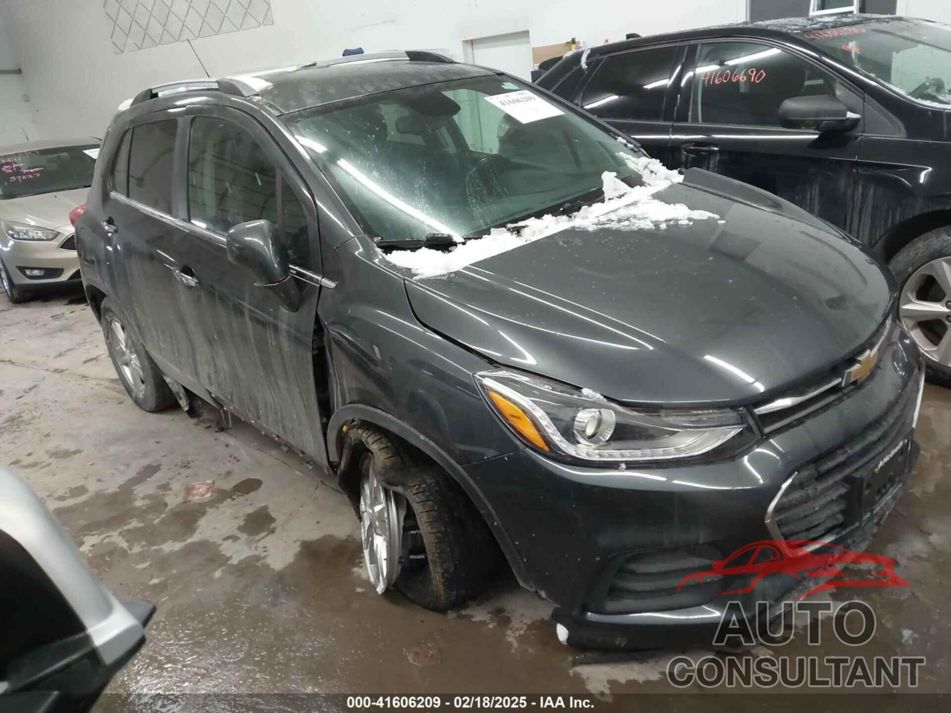 CHEVROLET TRAX 2018 - KL7CJPSB8JB653745