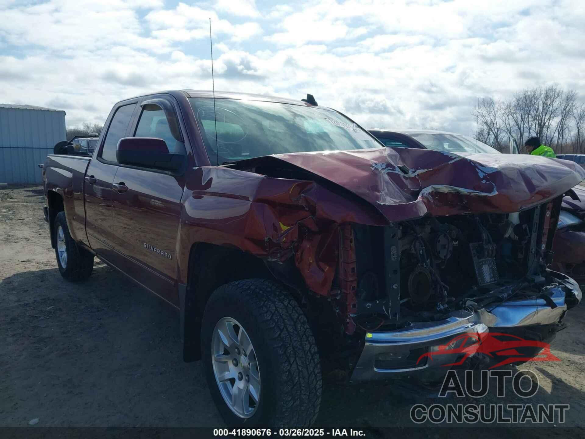 CHEVROLET SILVERADO 1500 2015 - 1GCVKREC1FZ207296