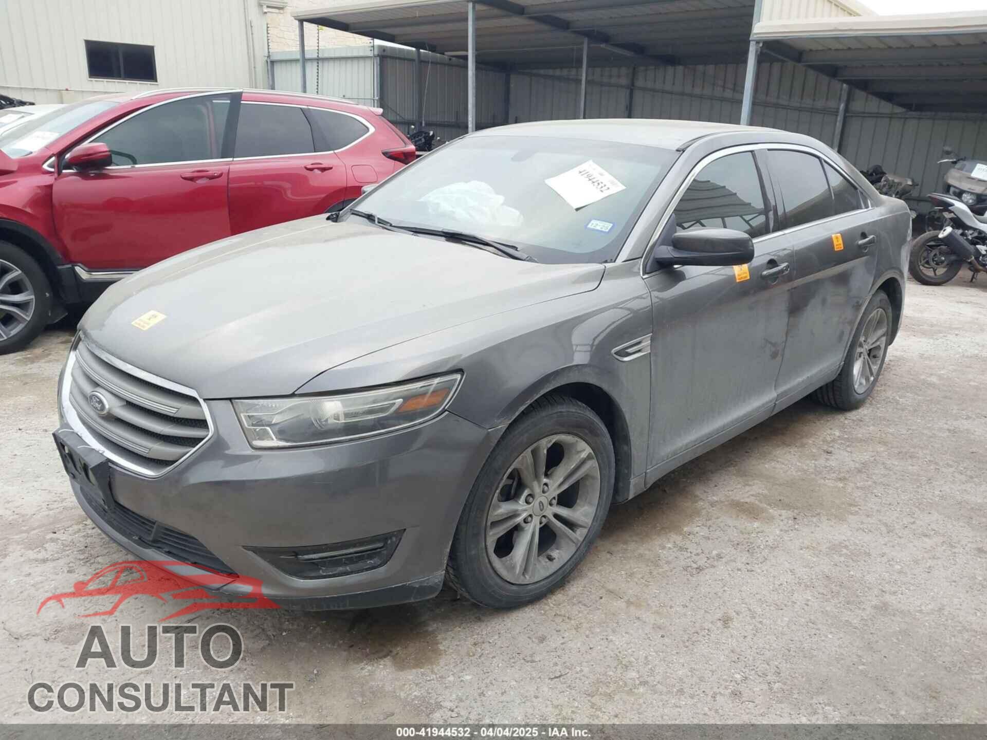 FORD TAURUS 2015 - 1FAHP2E85FG209085