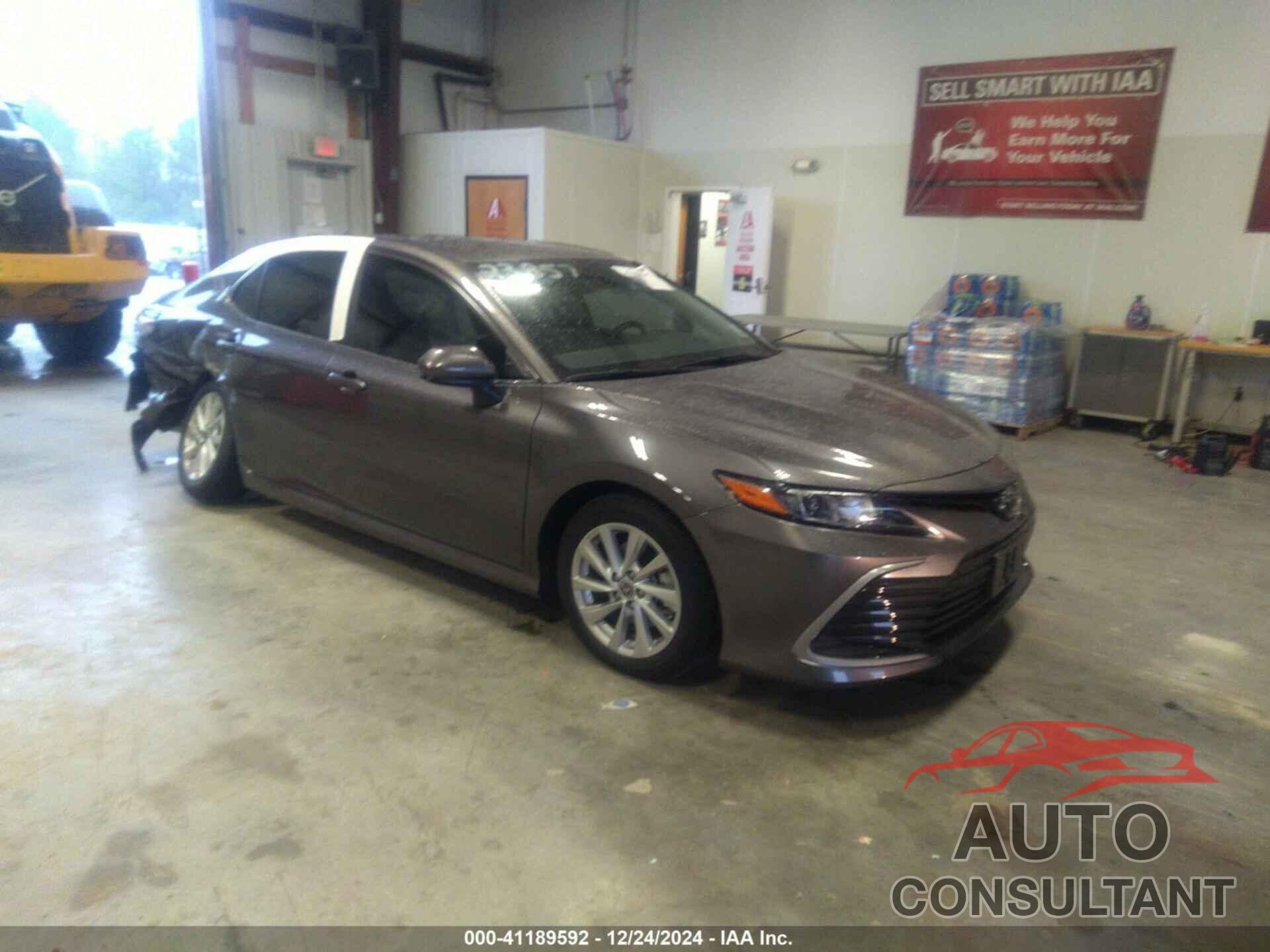 TOYOTA CAMRY 2024 - 4T1C11AK3RU872142