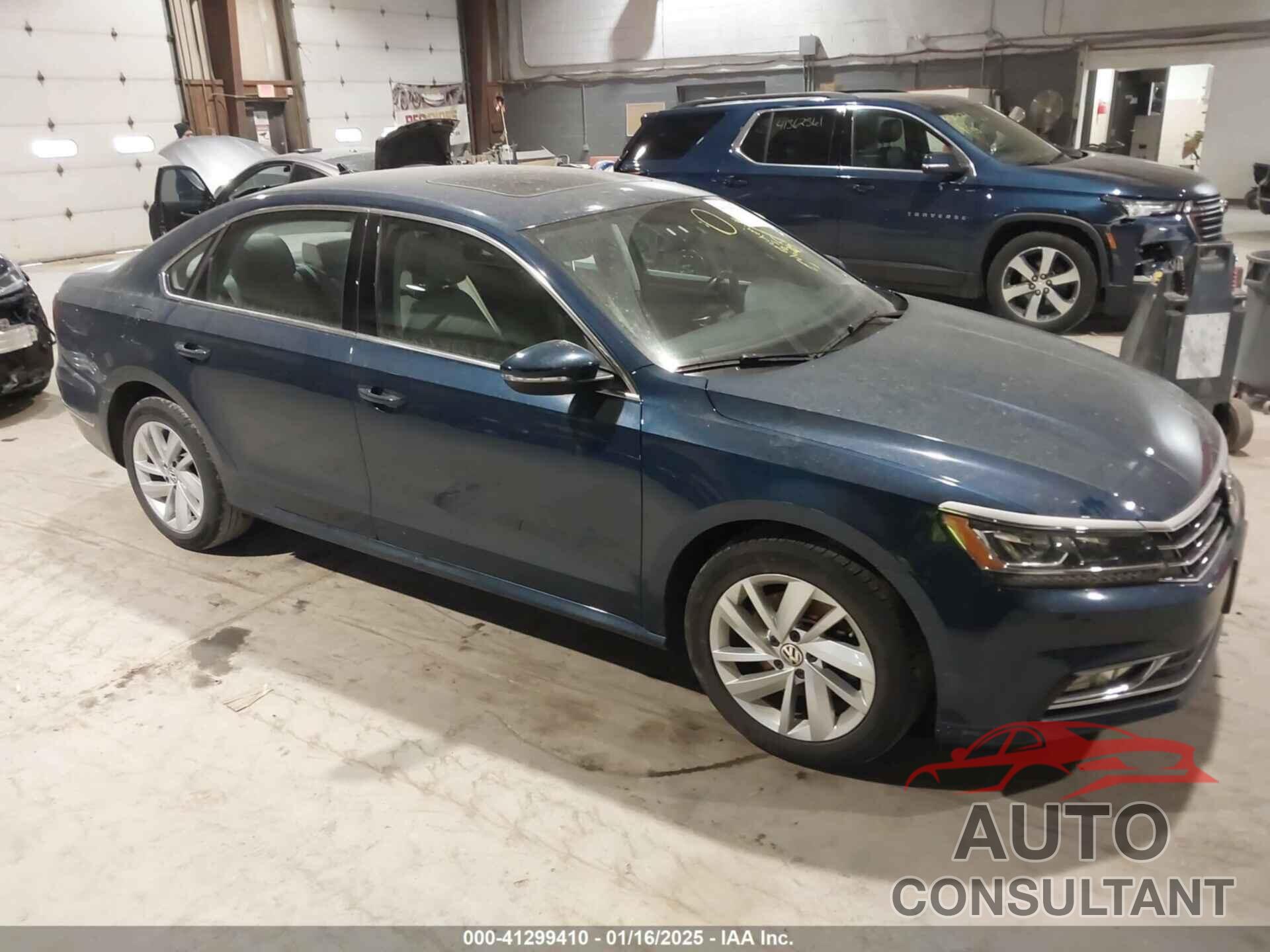 VOLKSWAGEN PASSAT 2018 - 1VWBA7A37JC039267