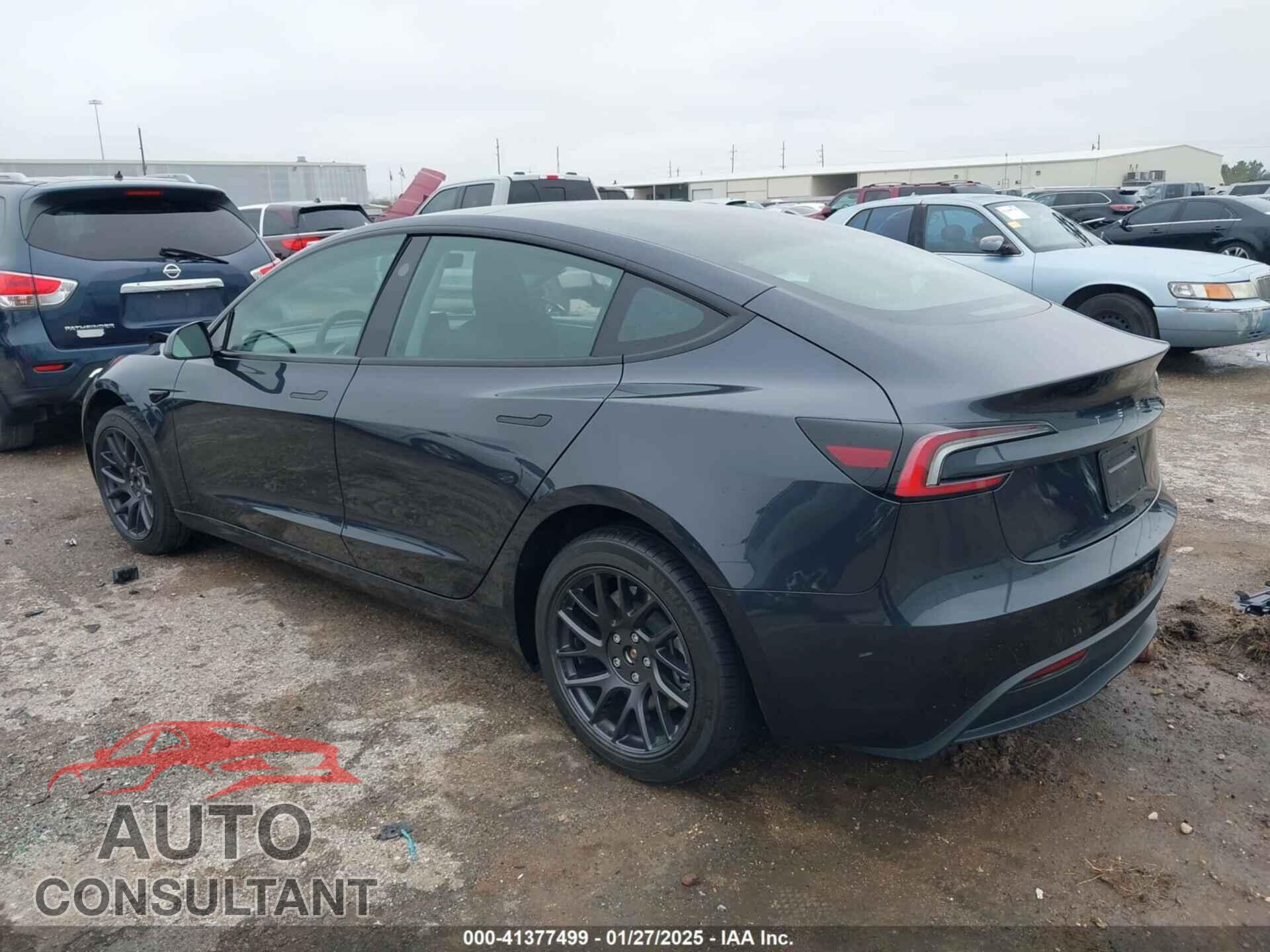 TESLA MODEL 3 2025 - 5YJ3E1EA6SF885539