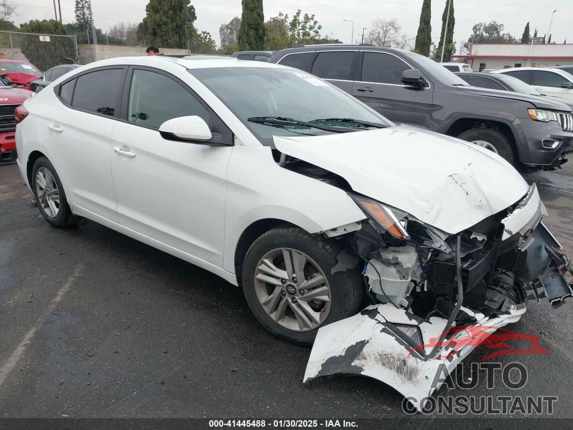 HYUNDAI ELANTRA 2020 - 5NPD84LF2LH556433