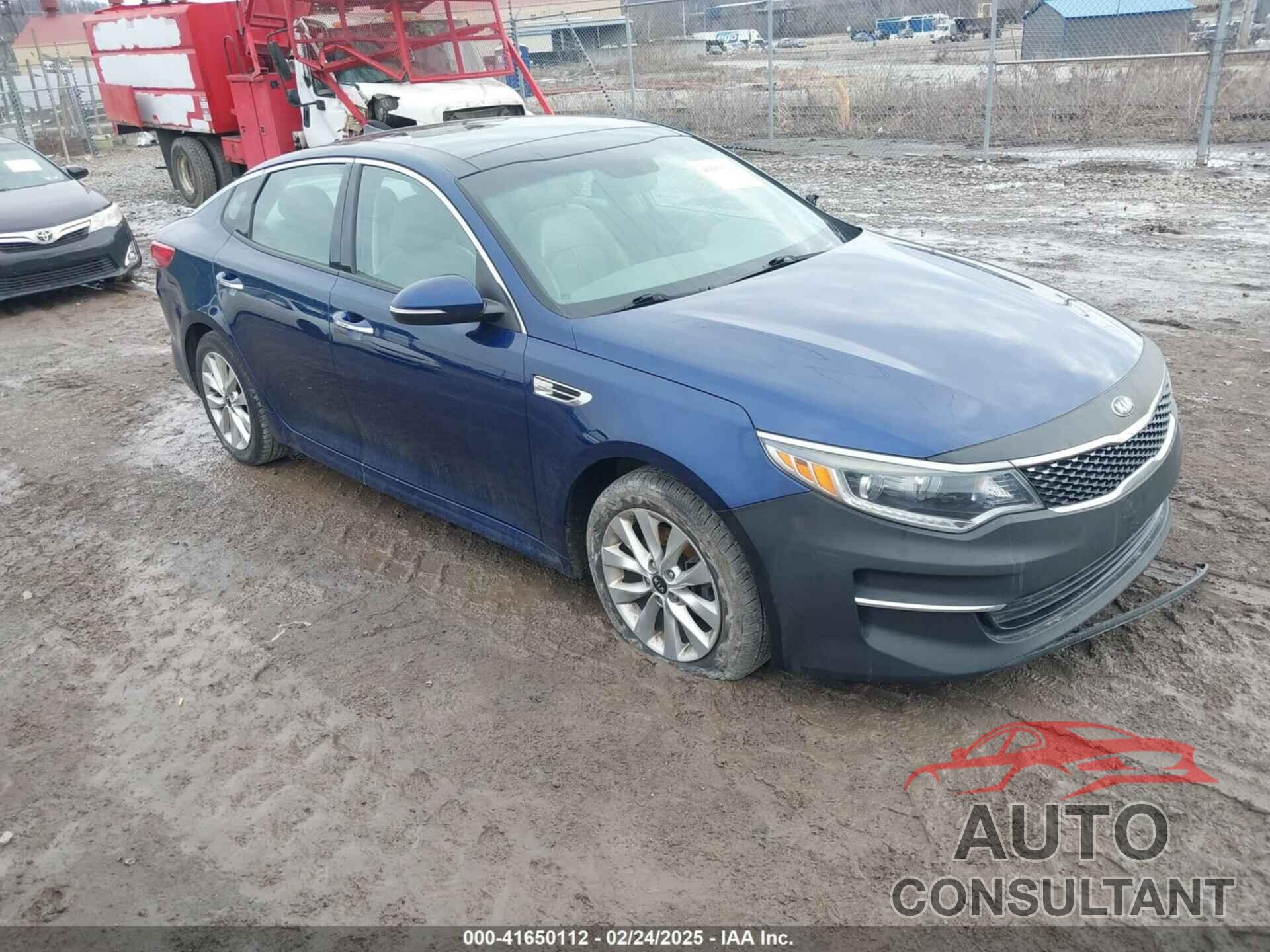 KIA OPTIMA 2018 - 5XXGU4L36JG230318