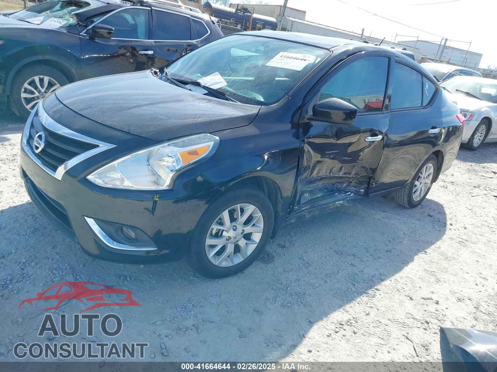NISSAN VERSA 2019 - 3N1CN7AP3KL801419