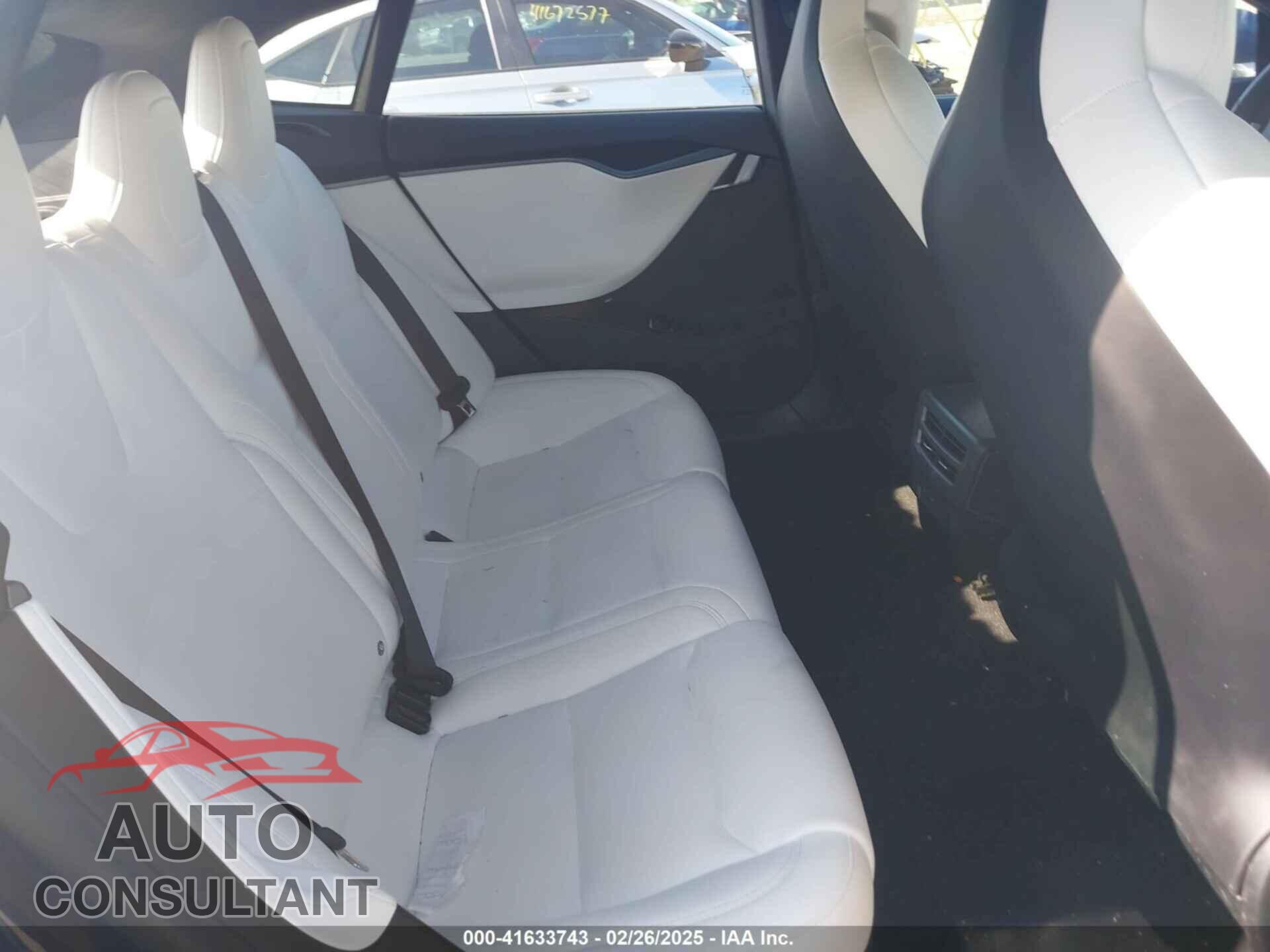 TESLA MODEL S 2018 - 5YJSA1E21JF270136