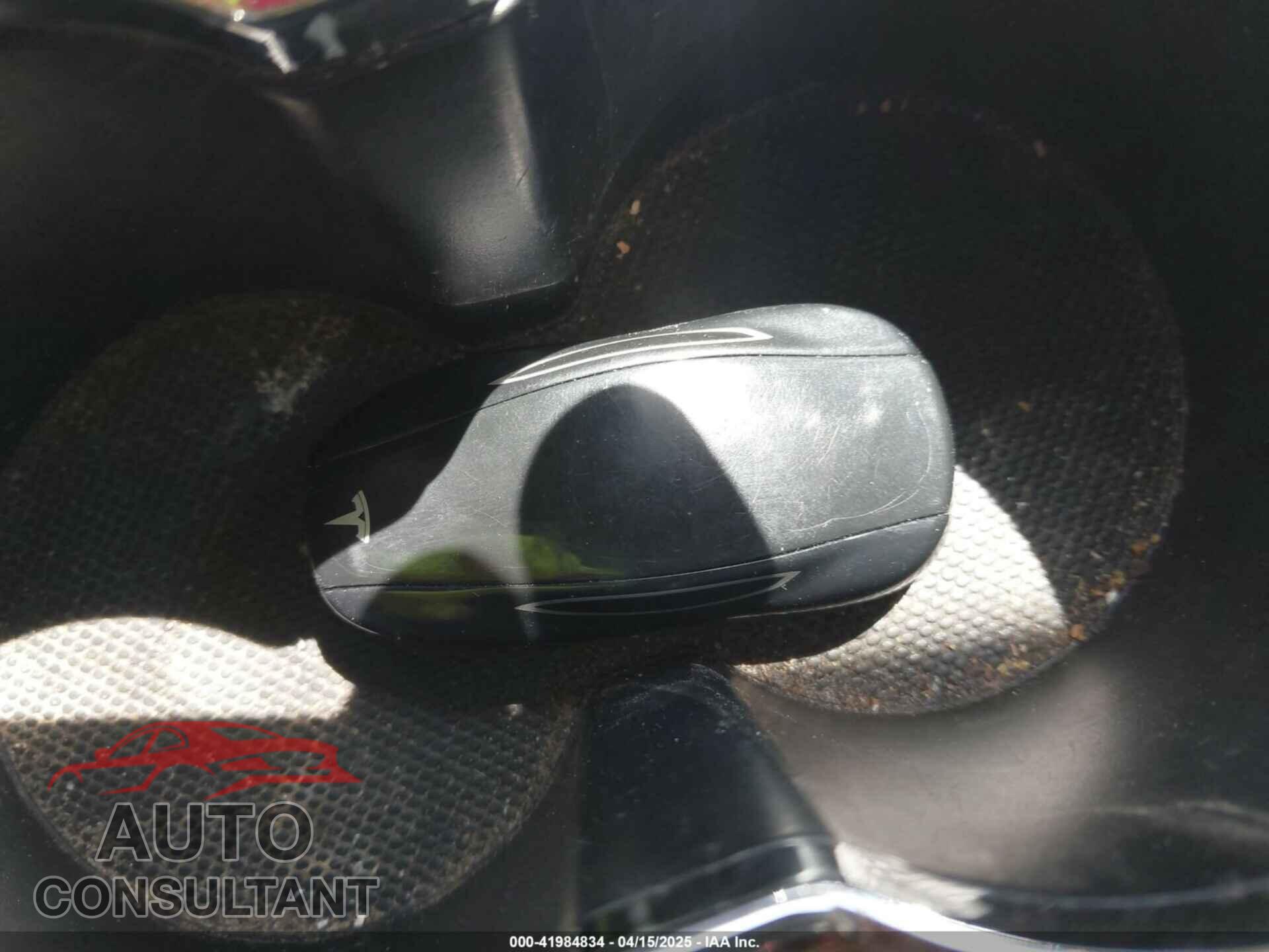 TESLA MODEL S 2013 - 5YJSA1CN6DFP21076