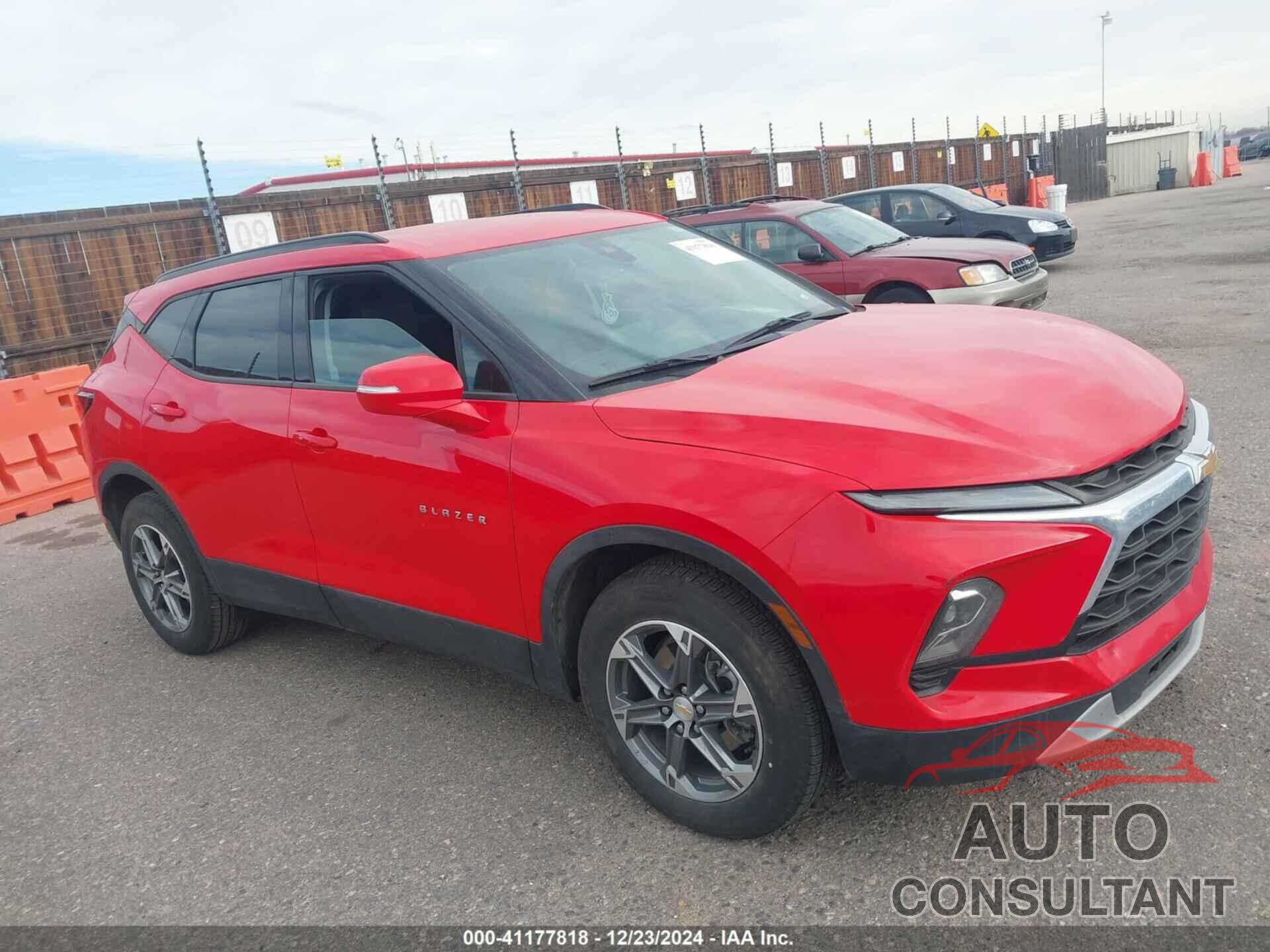 CHEVROLET BLAZER 2023 - 3GNKBDRS9PS187537