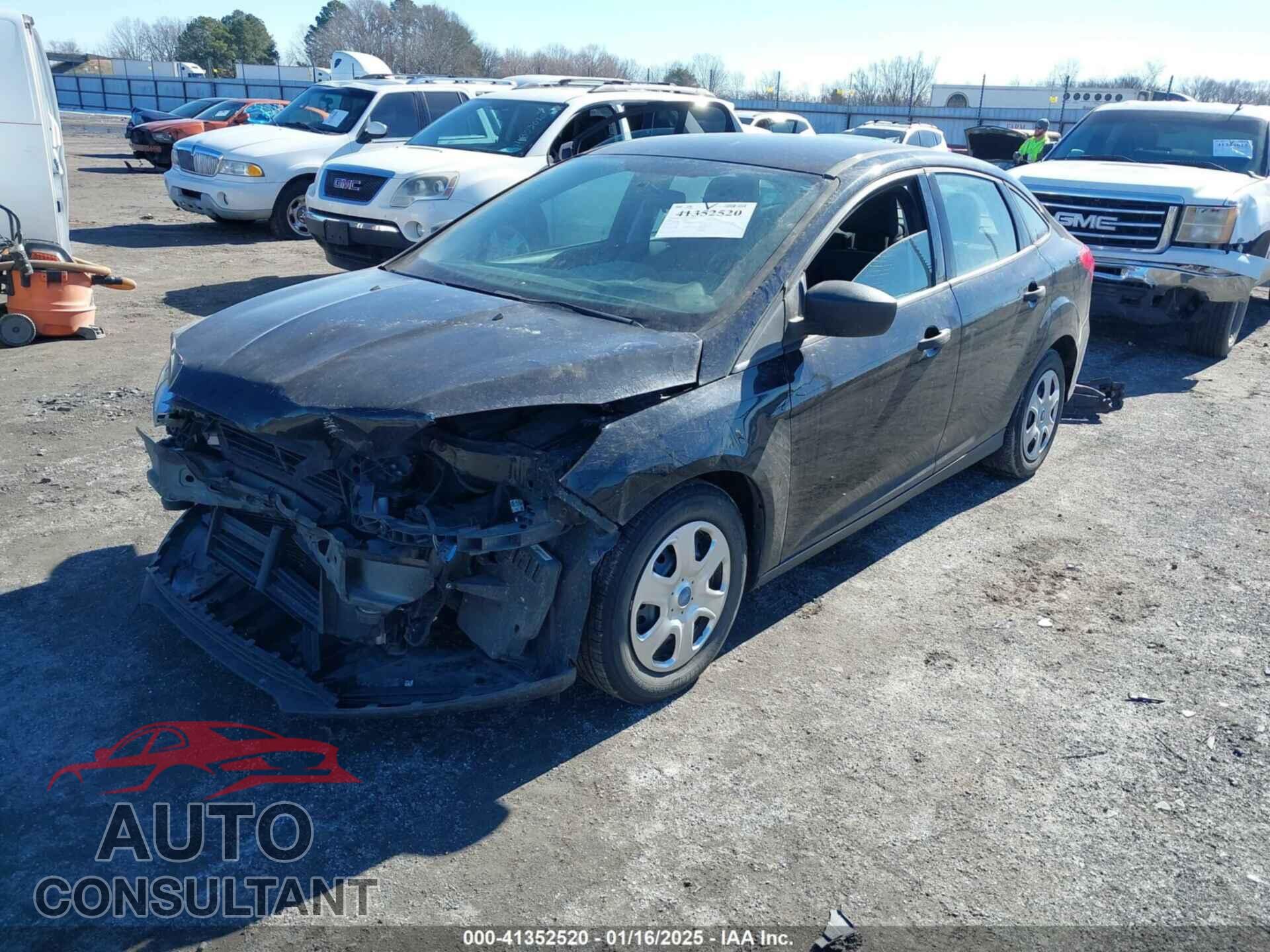 FORD FOCUS 2017 - 1FADP3E28HL301849
