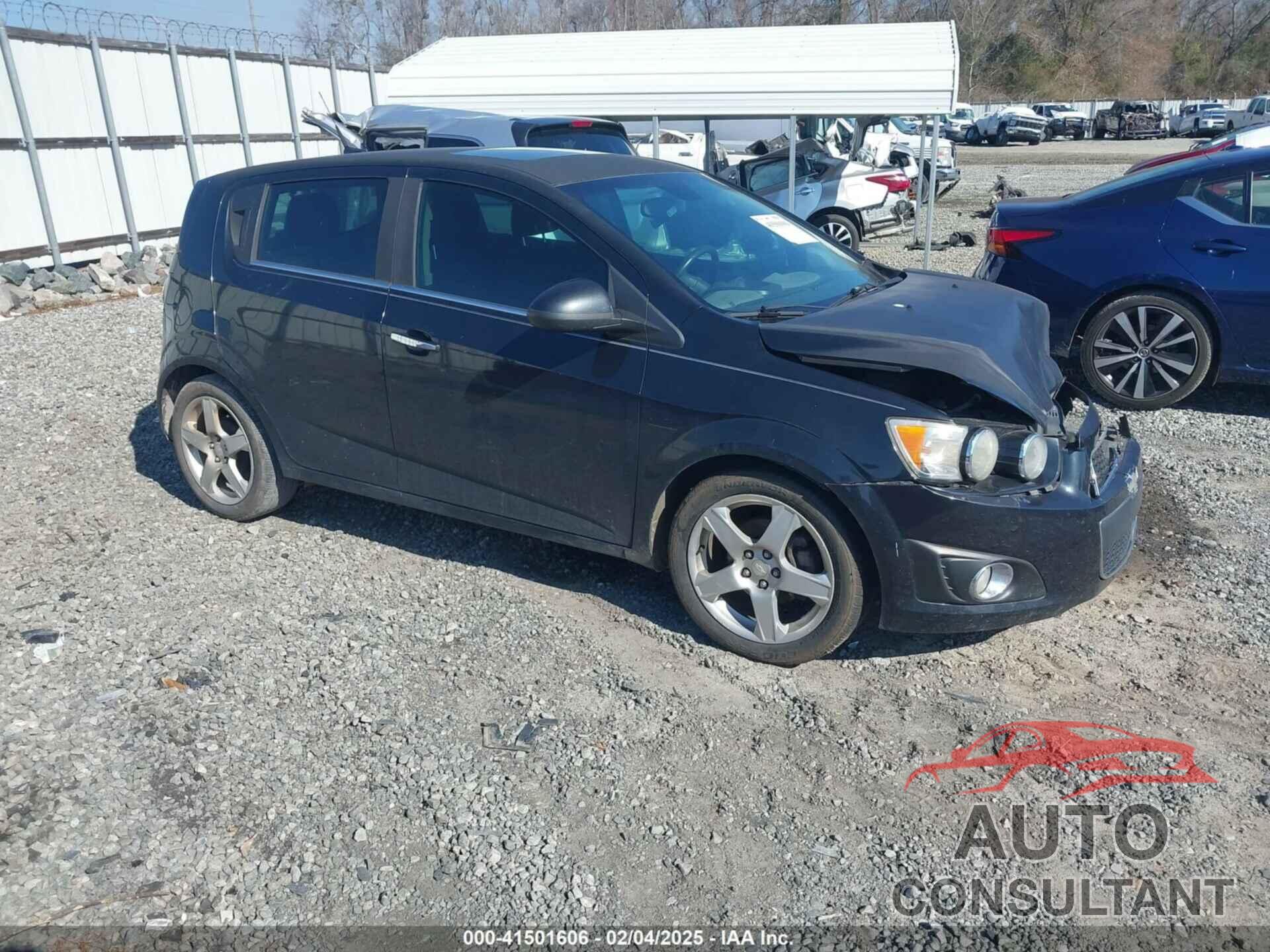CHEVROLET SONIC 2013 - 1G1JE6SH9D4100004
