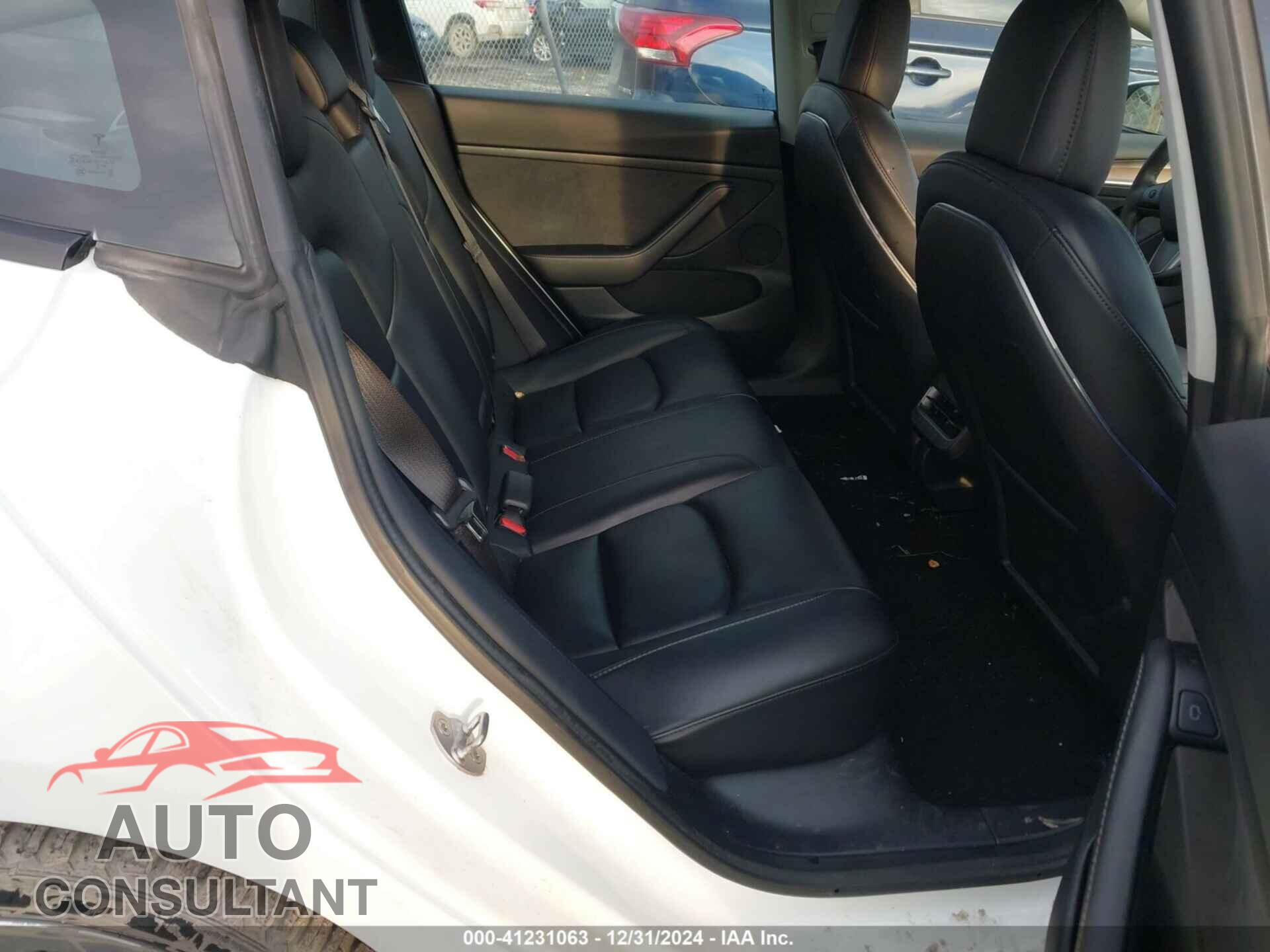 TESLA MODEL 3 2022 - 5YJ3E1EB8NF288938