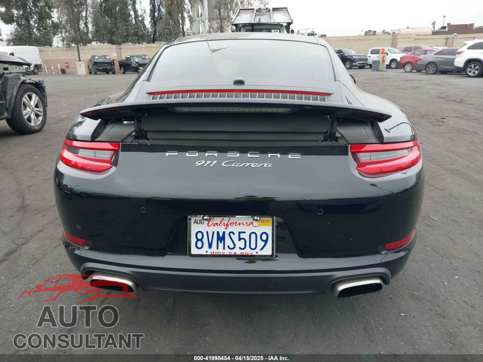 PORSCHE 911 2018 - WP0AA2A90JS105492