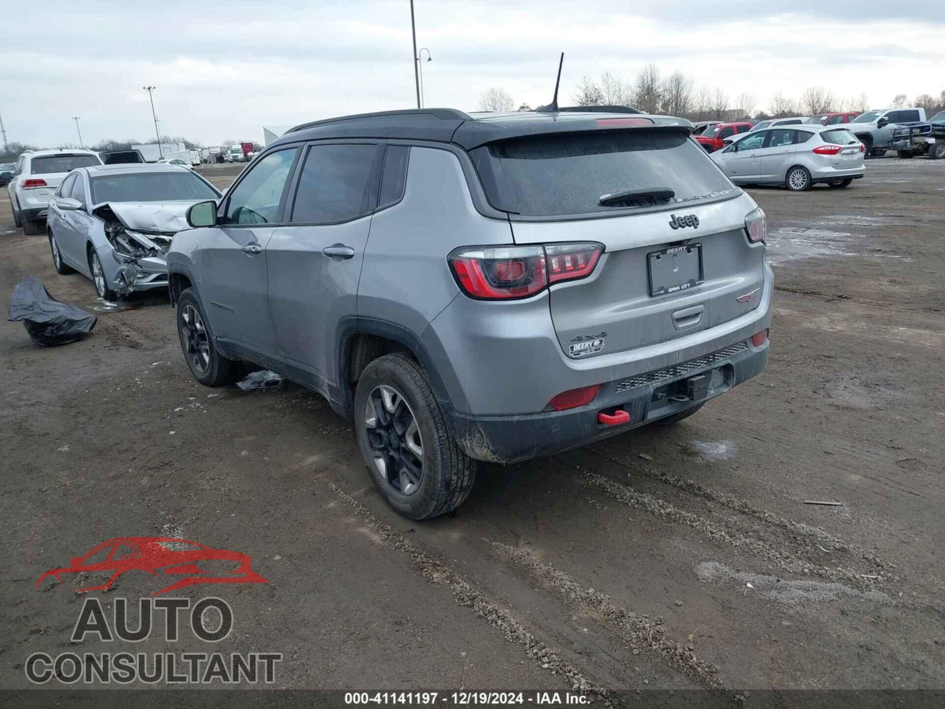 JEEP COMPASS 2018 - 3C4NJDDB4JT284582