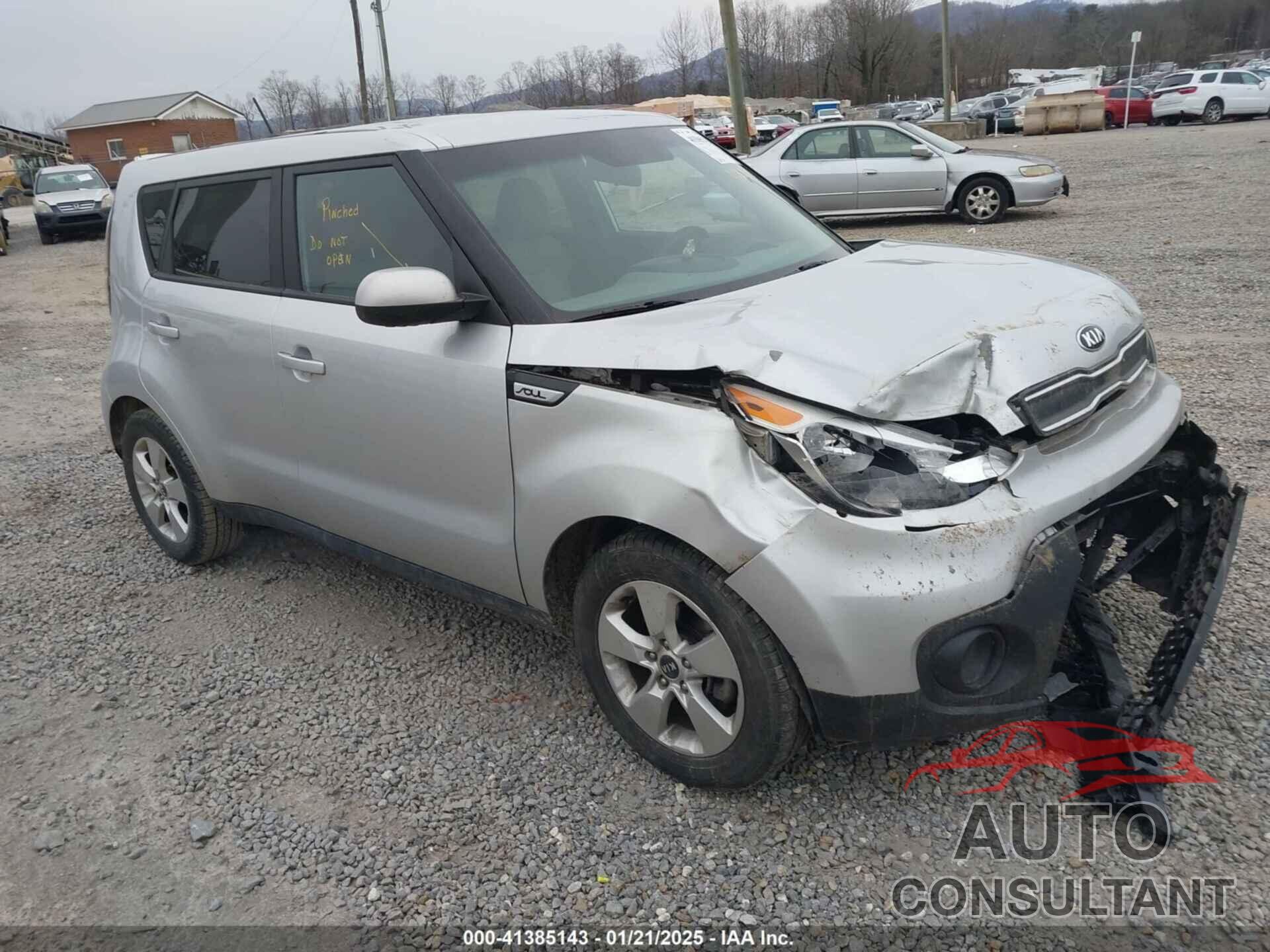 KIA SOUL 2018 - KNDJN2A23J7587207