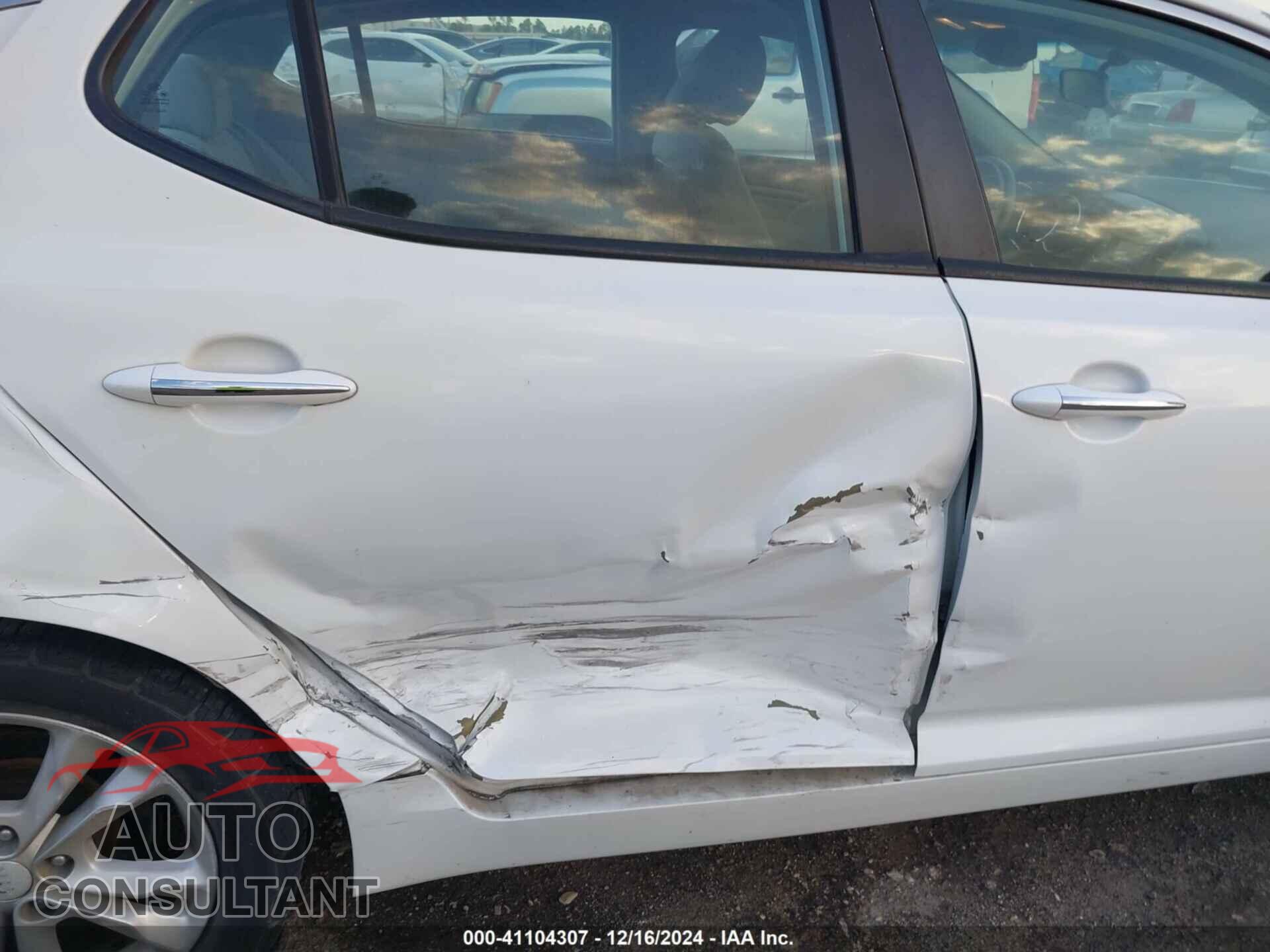KIA OPTIMA 2013 - 5XXGM4A70DG165458