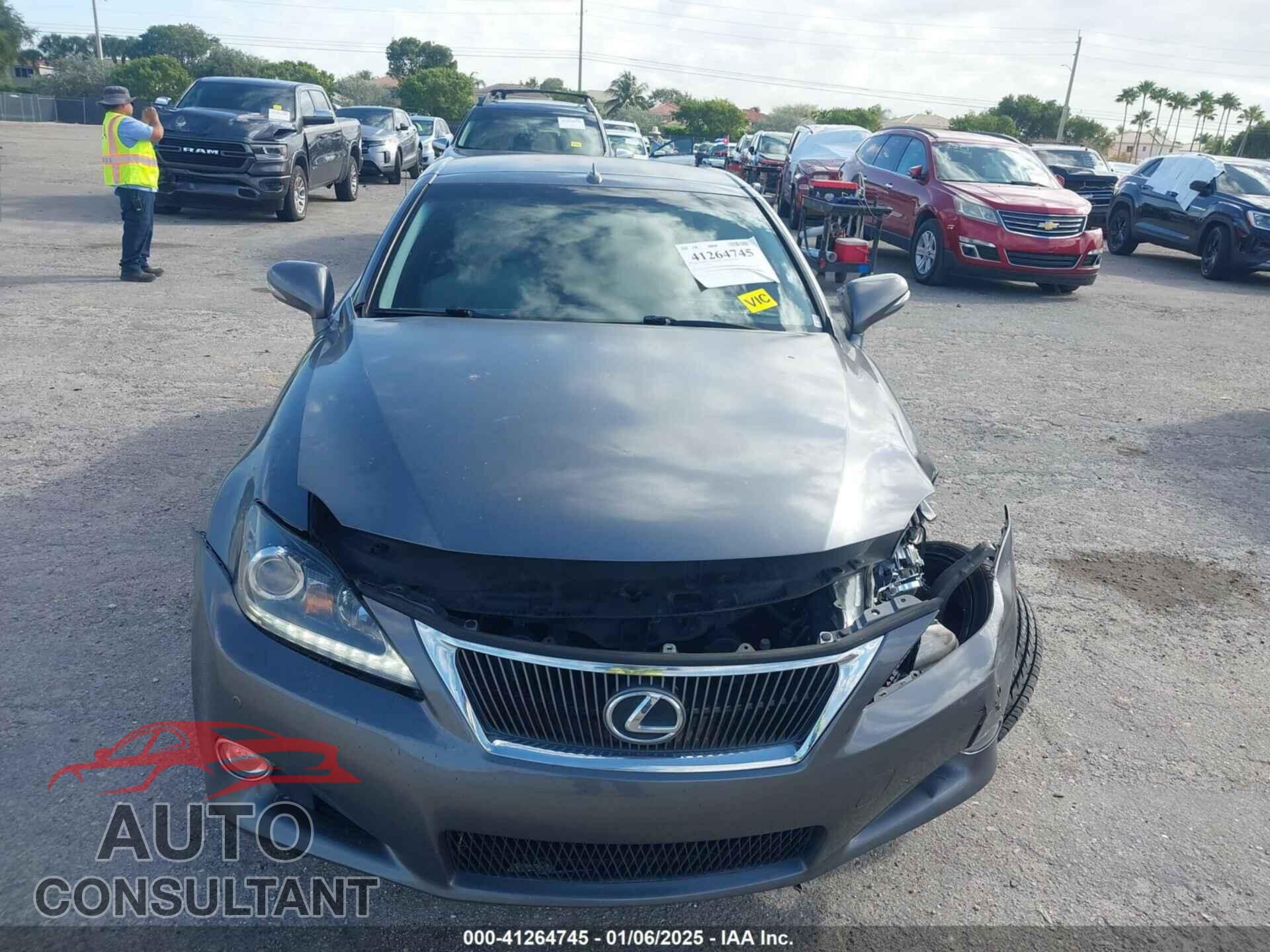 LEXUS IS 350C 2012 - JTHFE2C20C2507363
