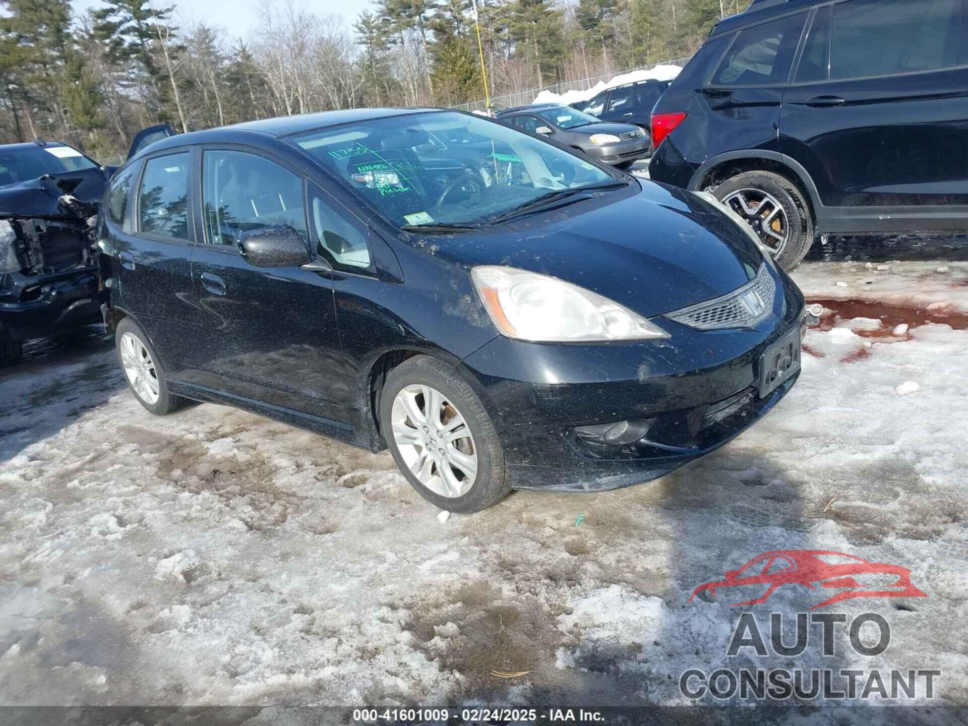 HONDA FIT 2011 - JHMGE8H56BC012037