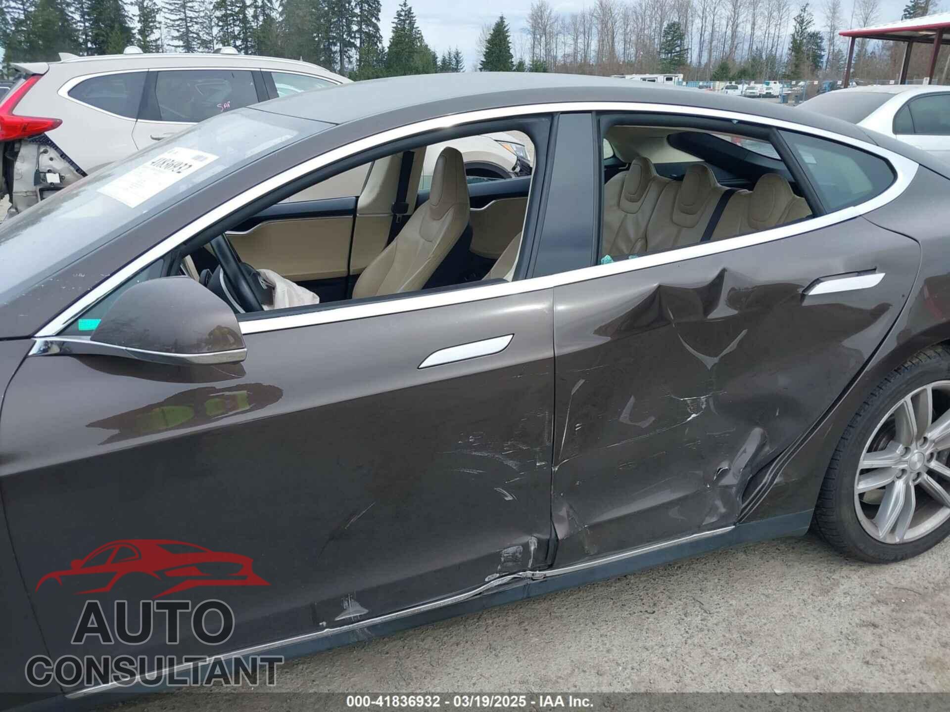 TESLA MODEL S 2013 - 5YJSA1DG5DFP09632