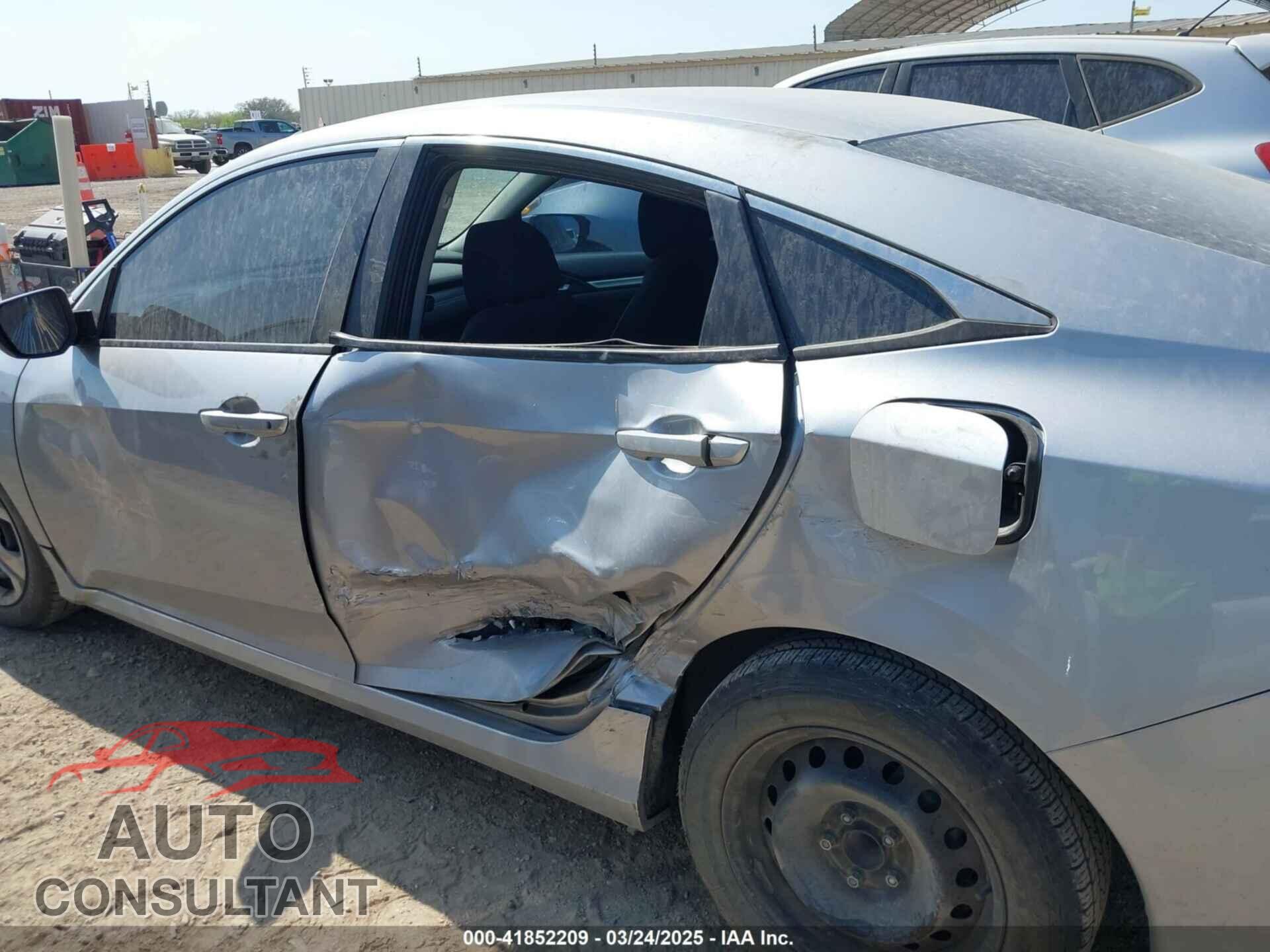 HONDA CIVIC 2017 - 19XFC2F55HE031697