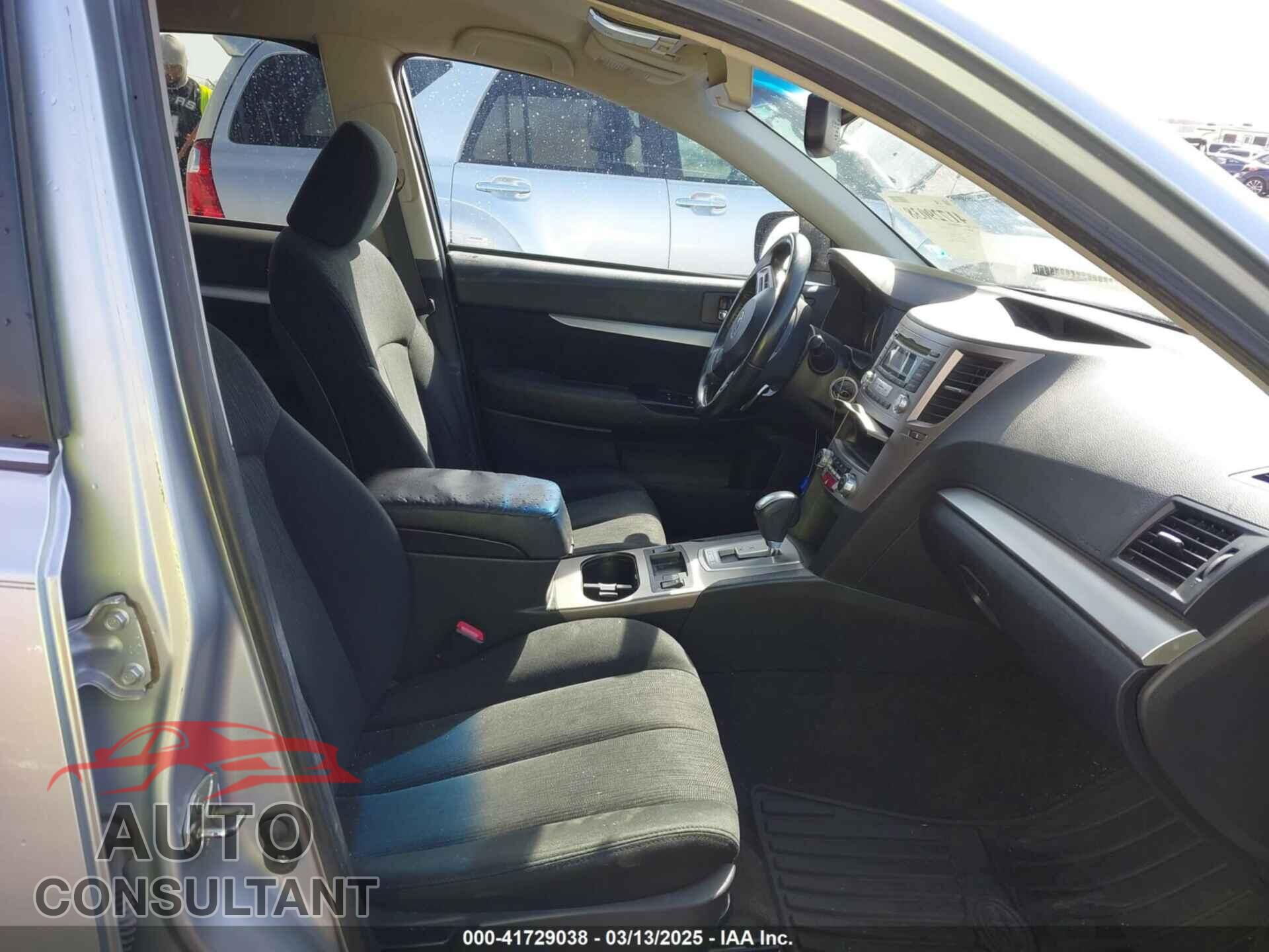 SUBARU OUTBACK 2013 - 4S4BRCCC9D3281866
