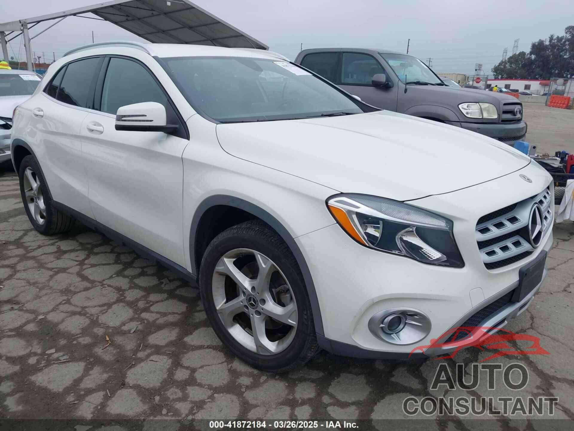 MERCEDES-BENZ GLA 250 2018 - WDCTG4EB0JJ452806