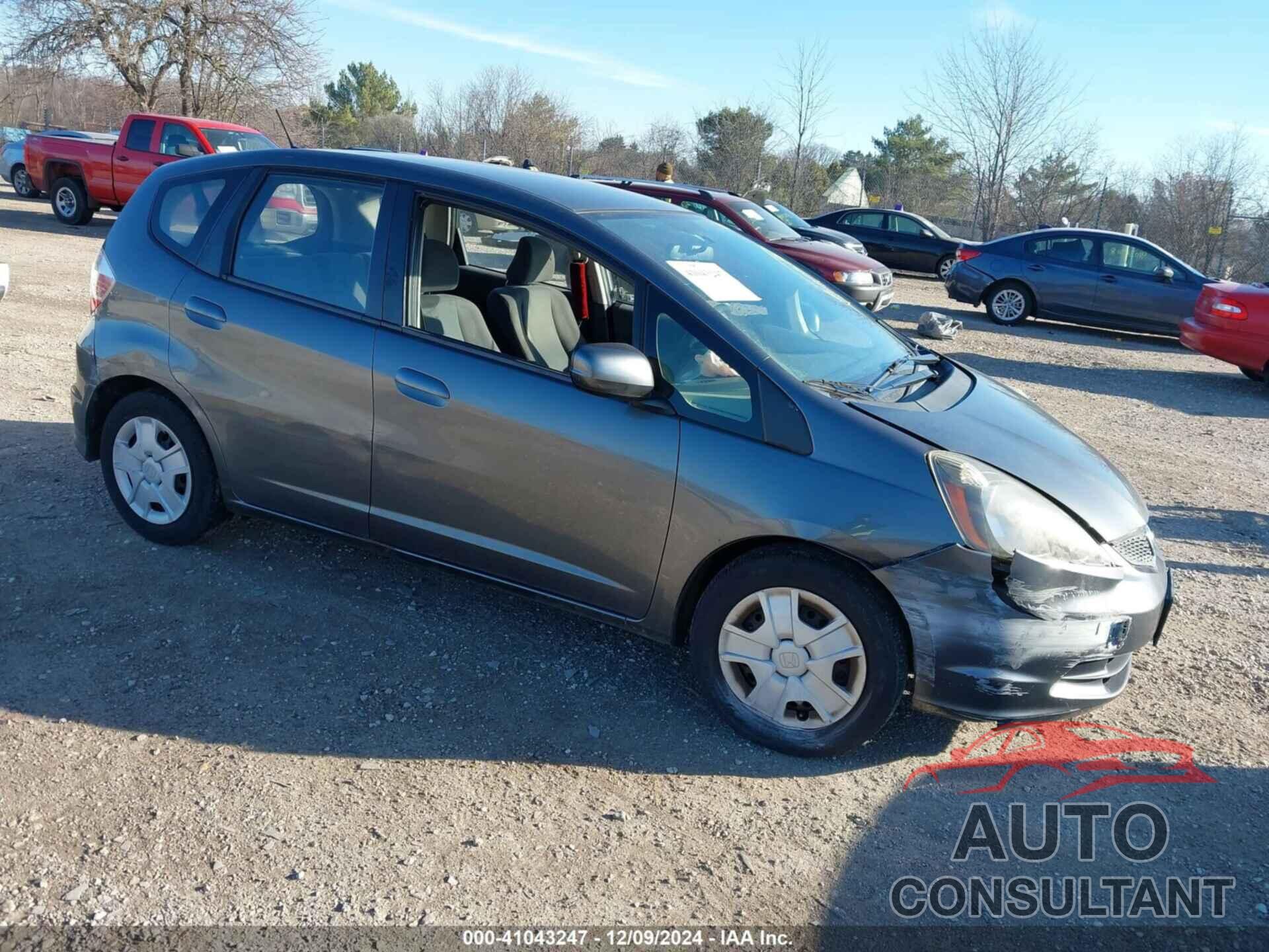HONDA FIT 2013 - JHMGE8H36DC005252